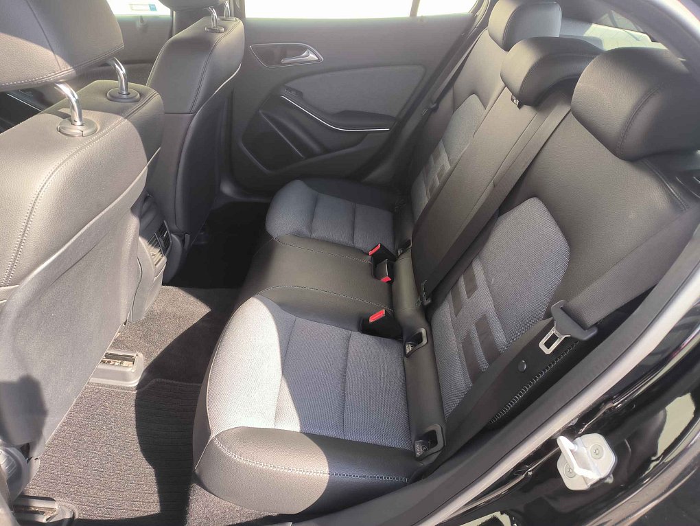 Mercedes-Benz GLA 2.2CDi  GLA 200d 4Matic