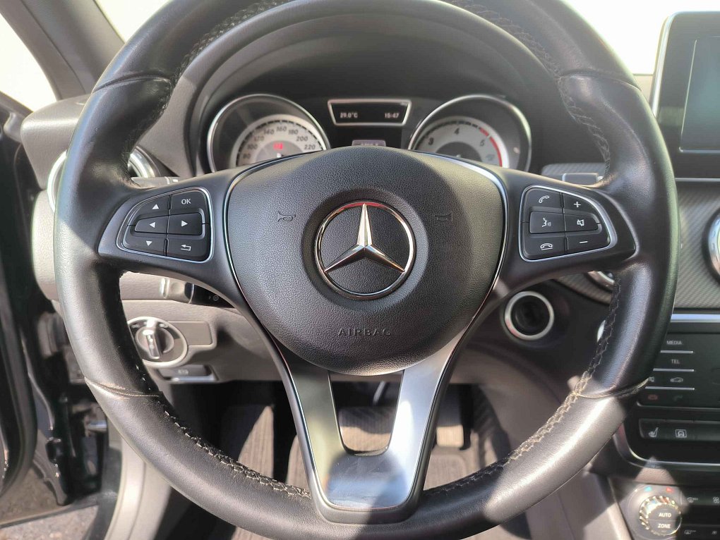Mercedes-Benz GLA 2.2CDi  GLA 200d 4Matic