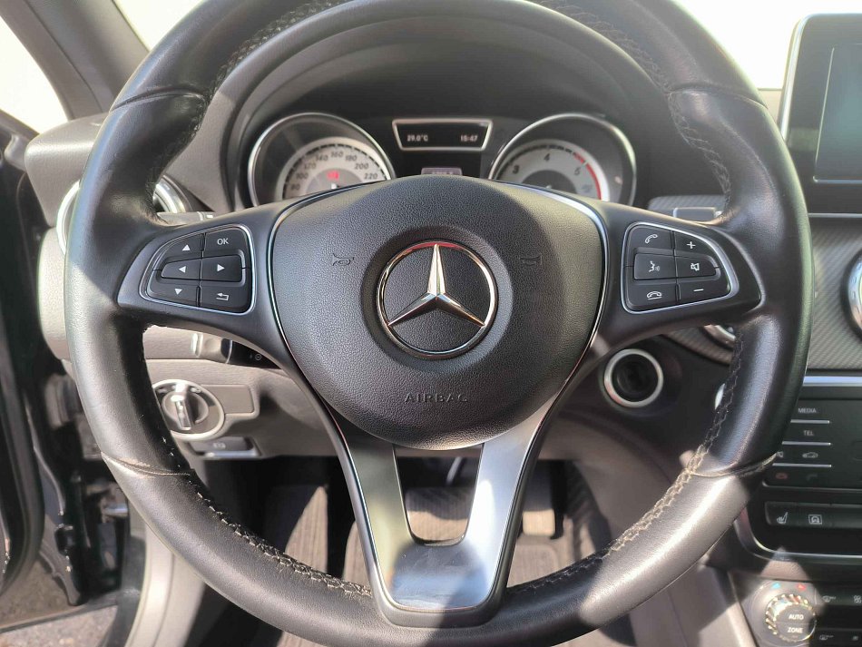 Mercedes-Benz GLA 2.2CDi  GLA 200d 4Matic