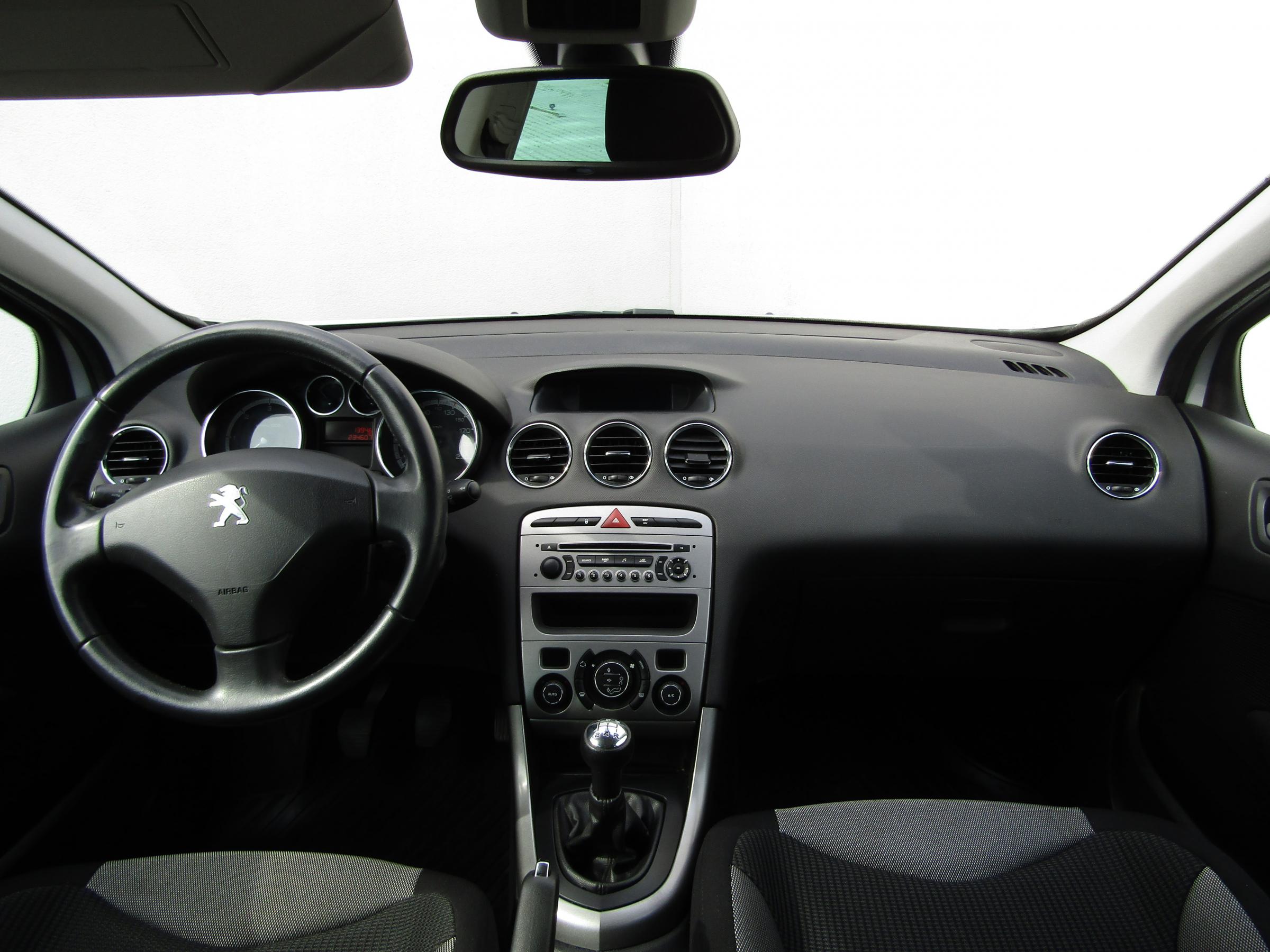 Peugeot 308, 2012 - pohled č. 8