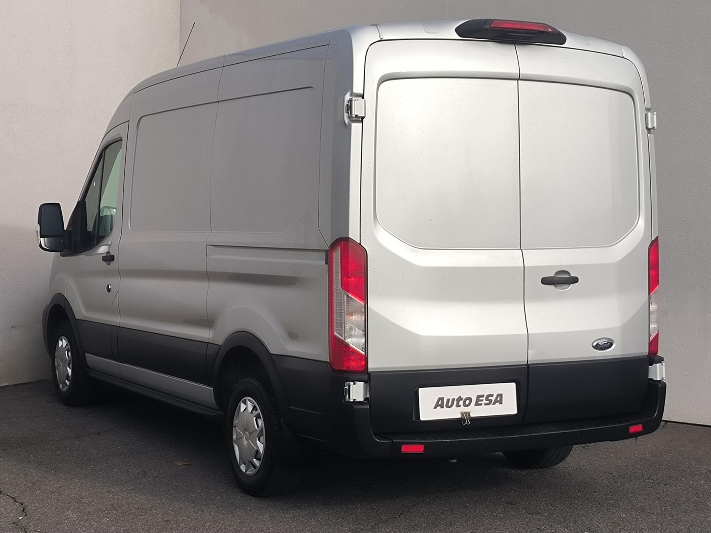 Ford Transit, 2021 - pohled č. 6