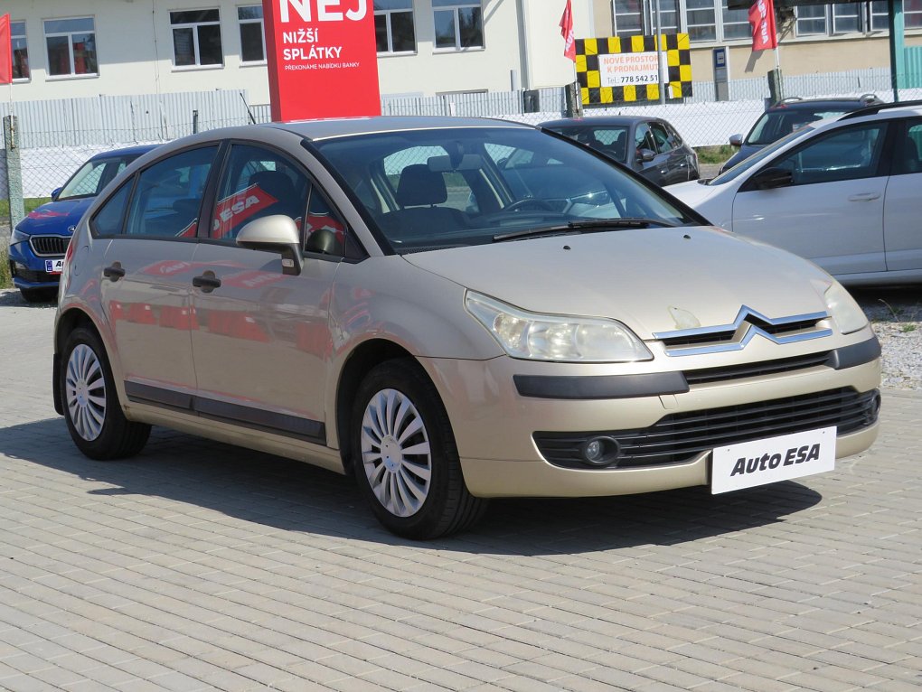 Citroën C4 1.4i 