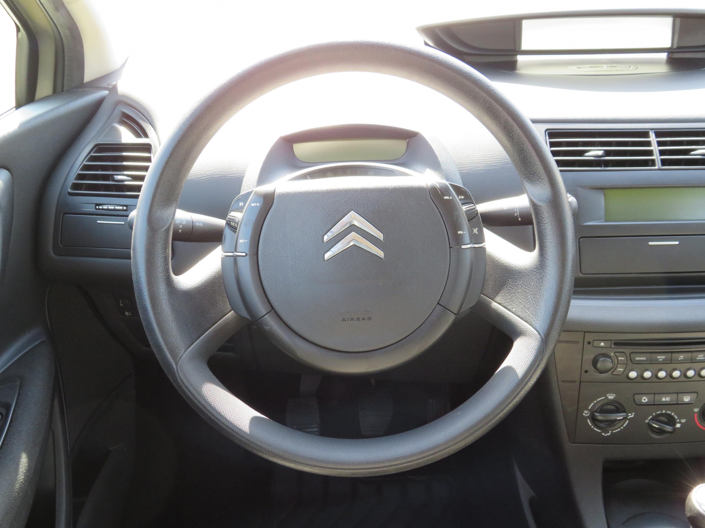 Citroën C4, 2006 - pohled č. 13