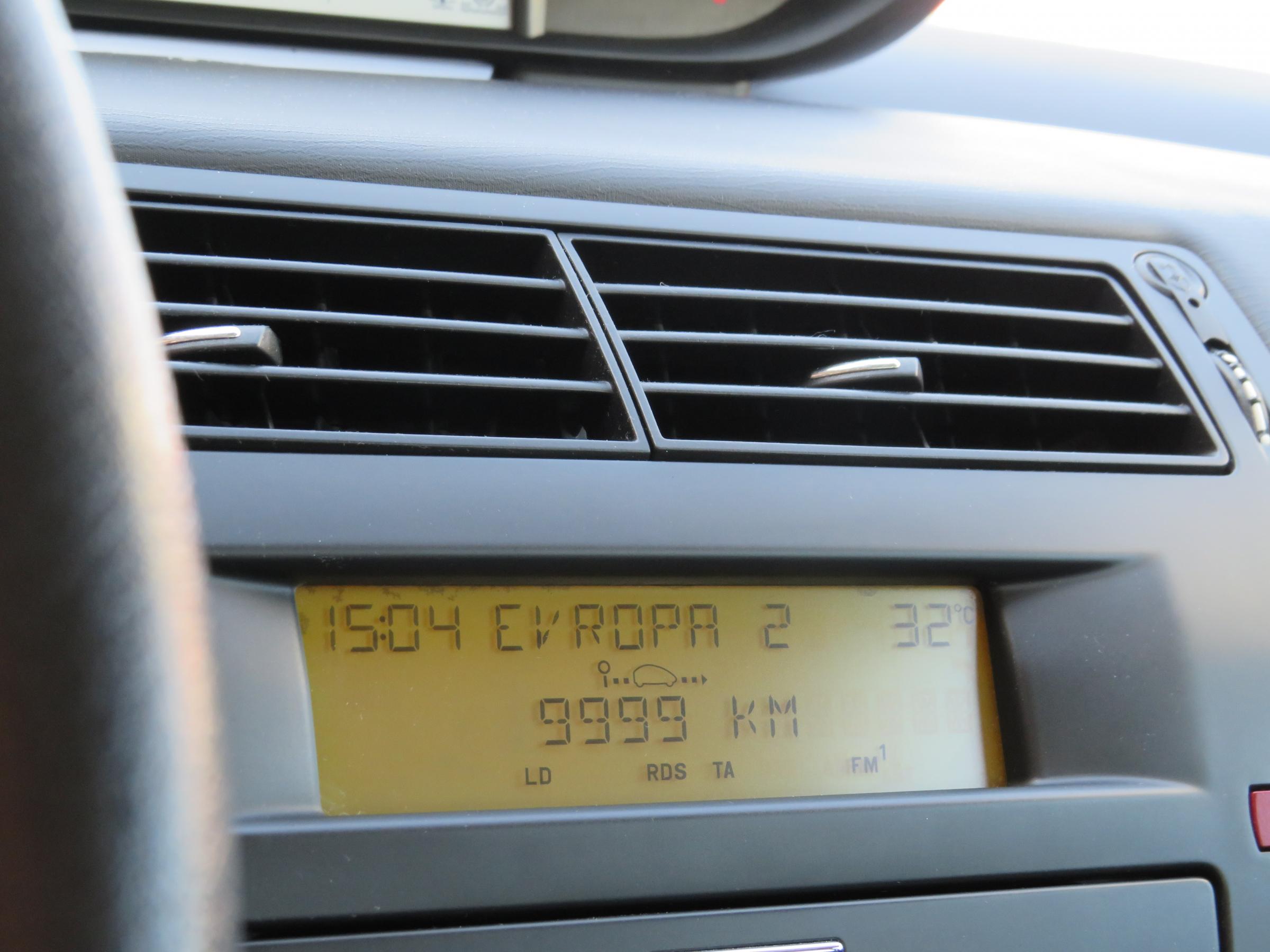 Citroën C4, 2006 - pohled č. 14