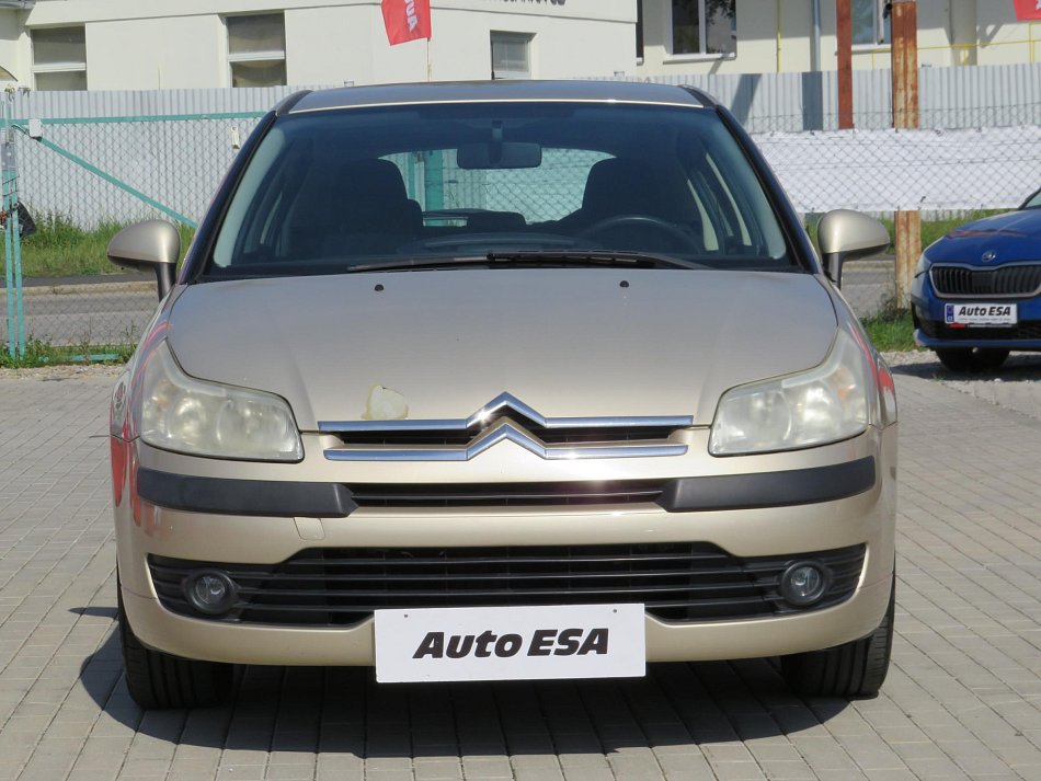 Citroën C4 1.4i 
