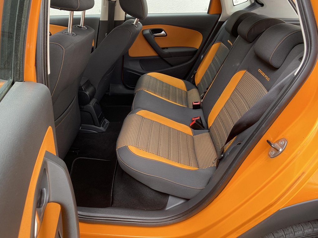 Volkswagen Polo 1.2 TSi CROSS