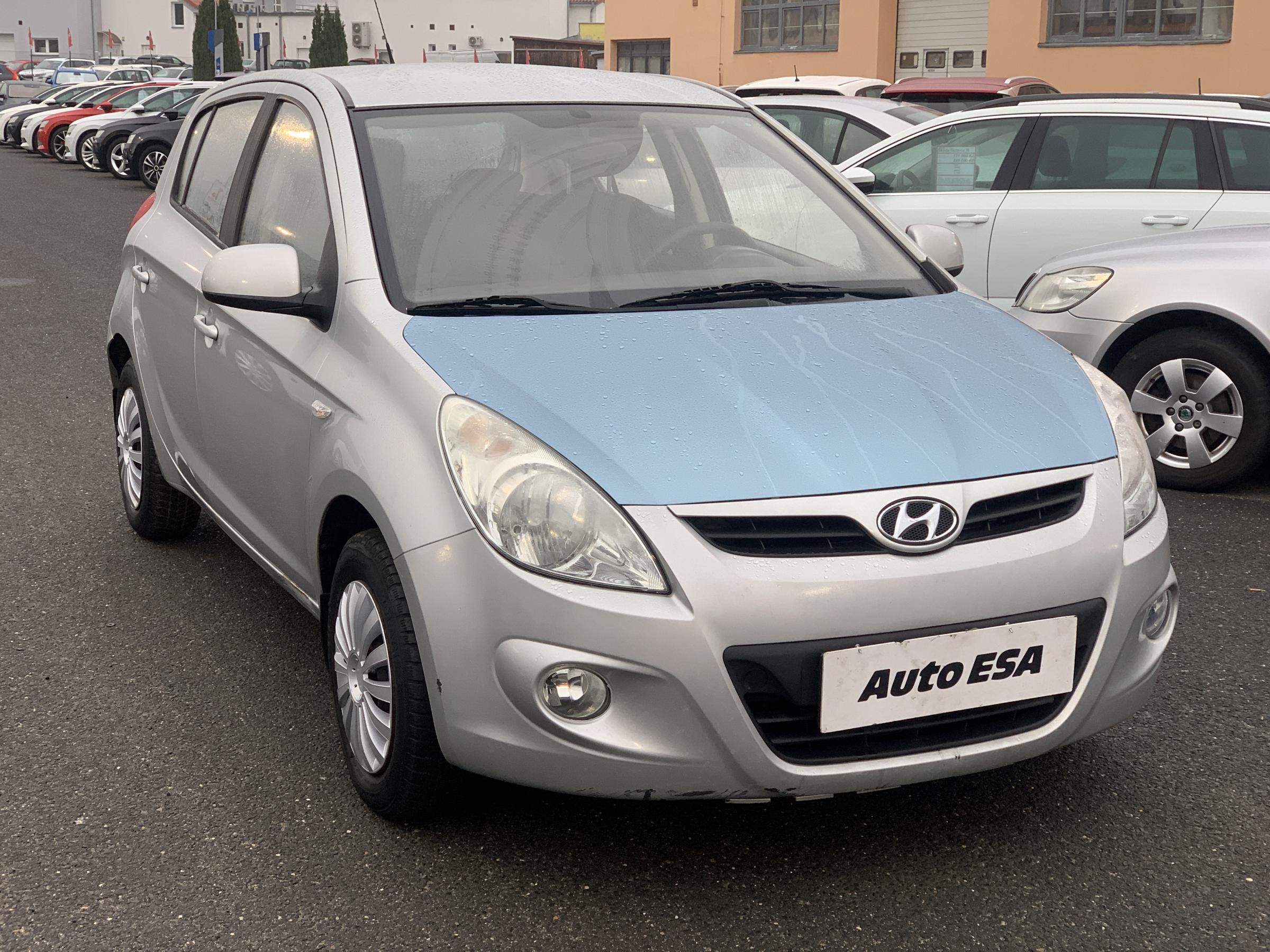 Hyundai i20, 2012
