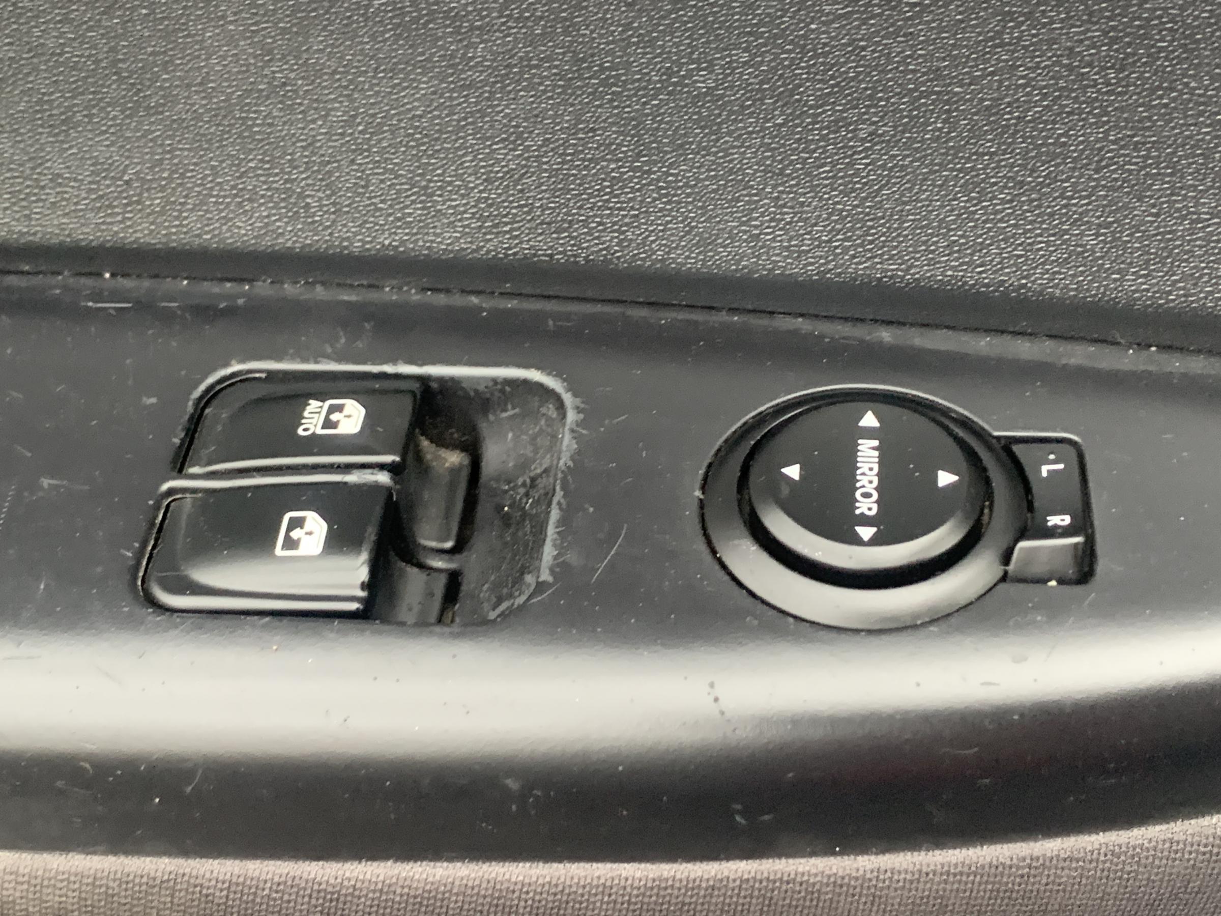 Hyundai i20, 2012 - pohled č. 17