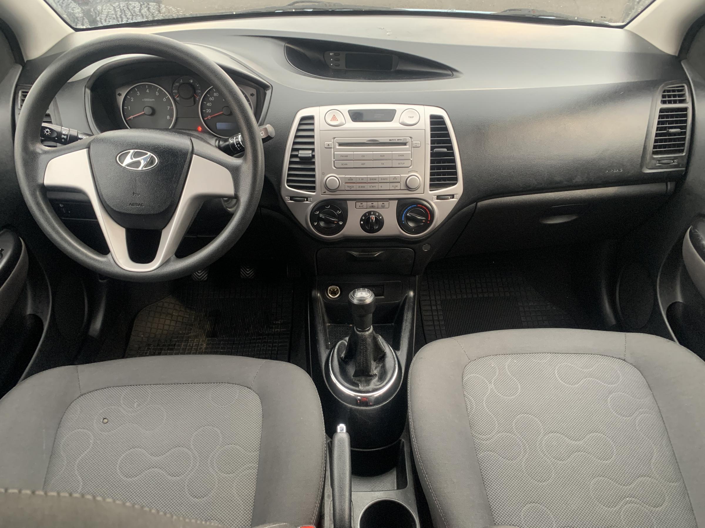 Hyundai i20, 2012 - pohled č. 8
