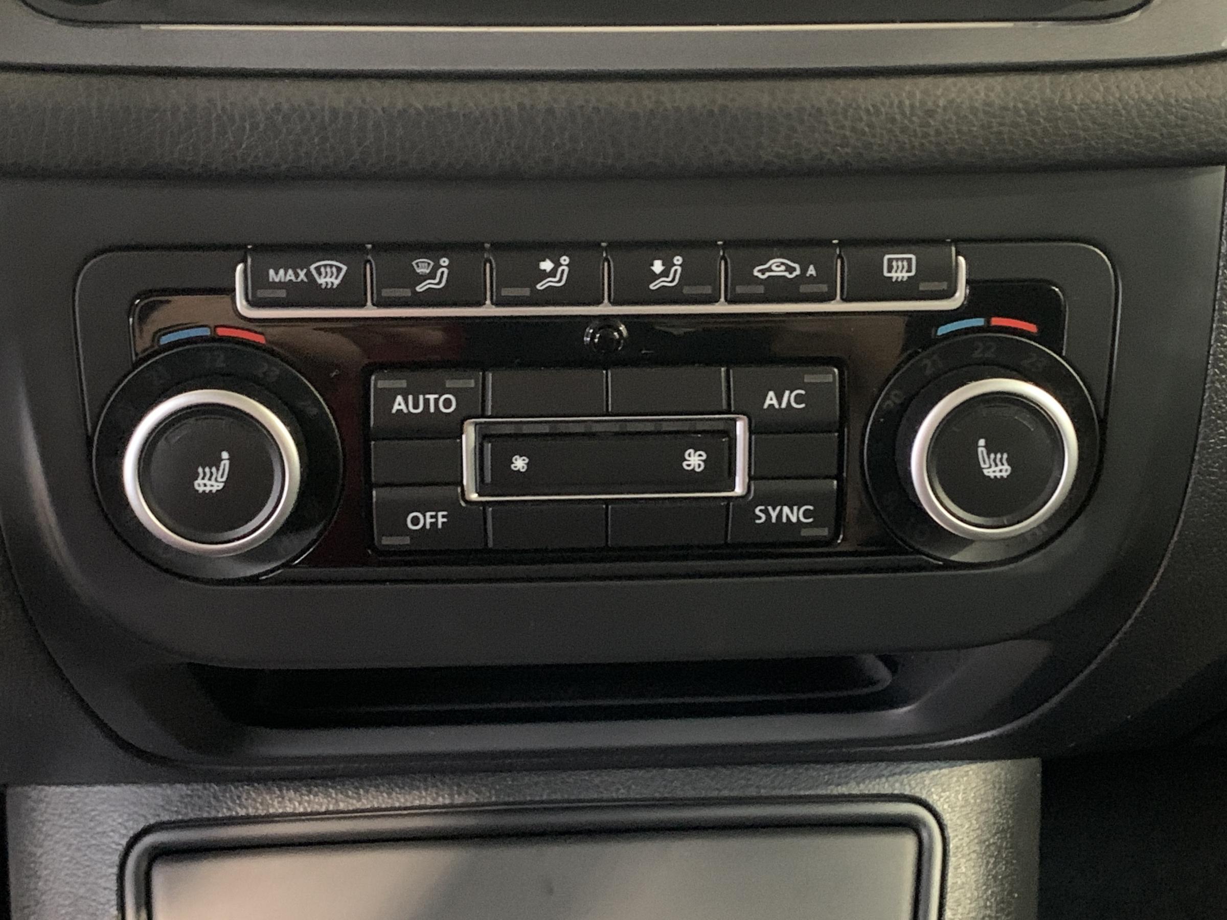 Volkswagen Tiguan, 2013 - pohled č. 16