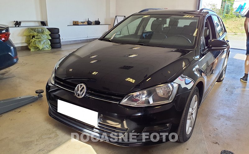 Volkswagen Golf 2.0 TDI Comfortline VII