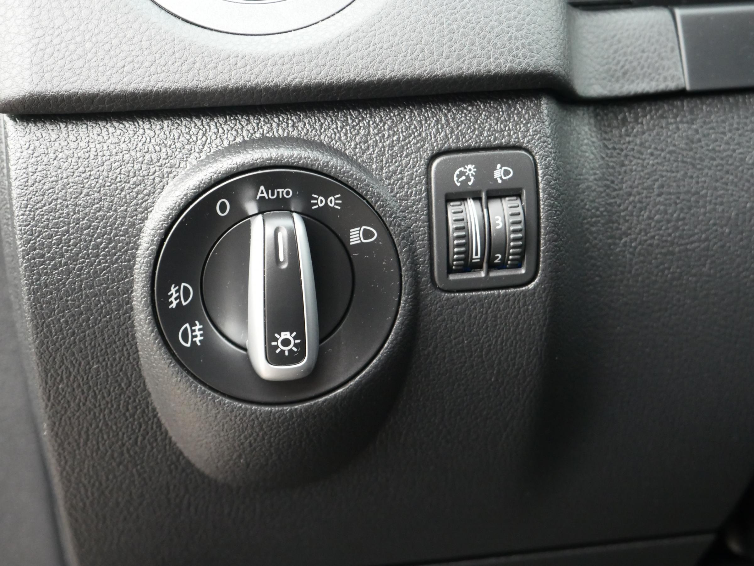 Volkswagen Tiguan, 2016 - pohled č. 16