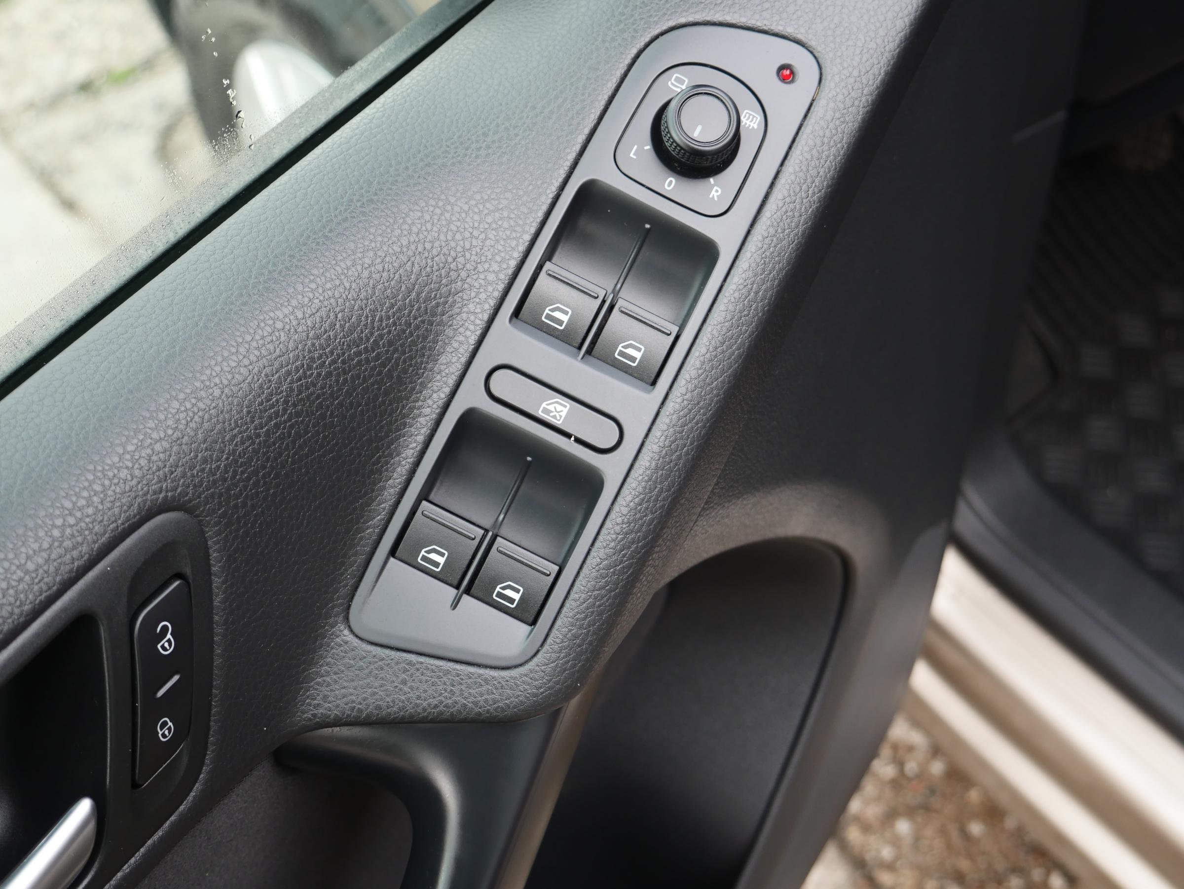 Volkswagen Tiguan, 2016 - pohled č. 17