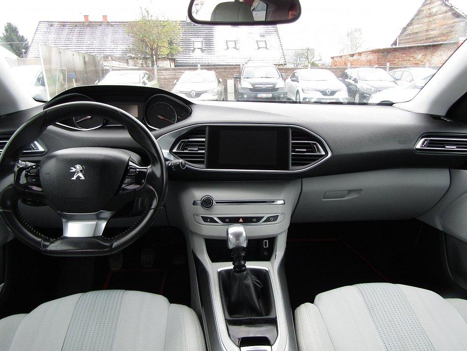 Peugeot 308 1.6 HDi 