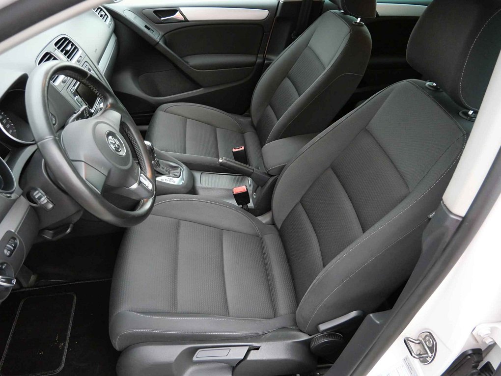 Volkswagen Golf 1.6 TDi 