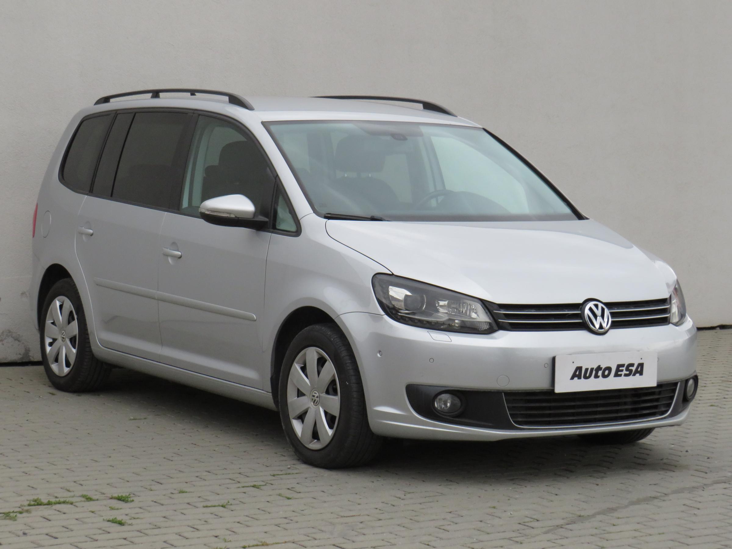 Volkswagen Touran, 2014 - celkový pohled