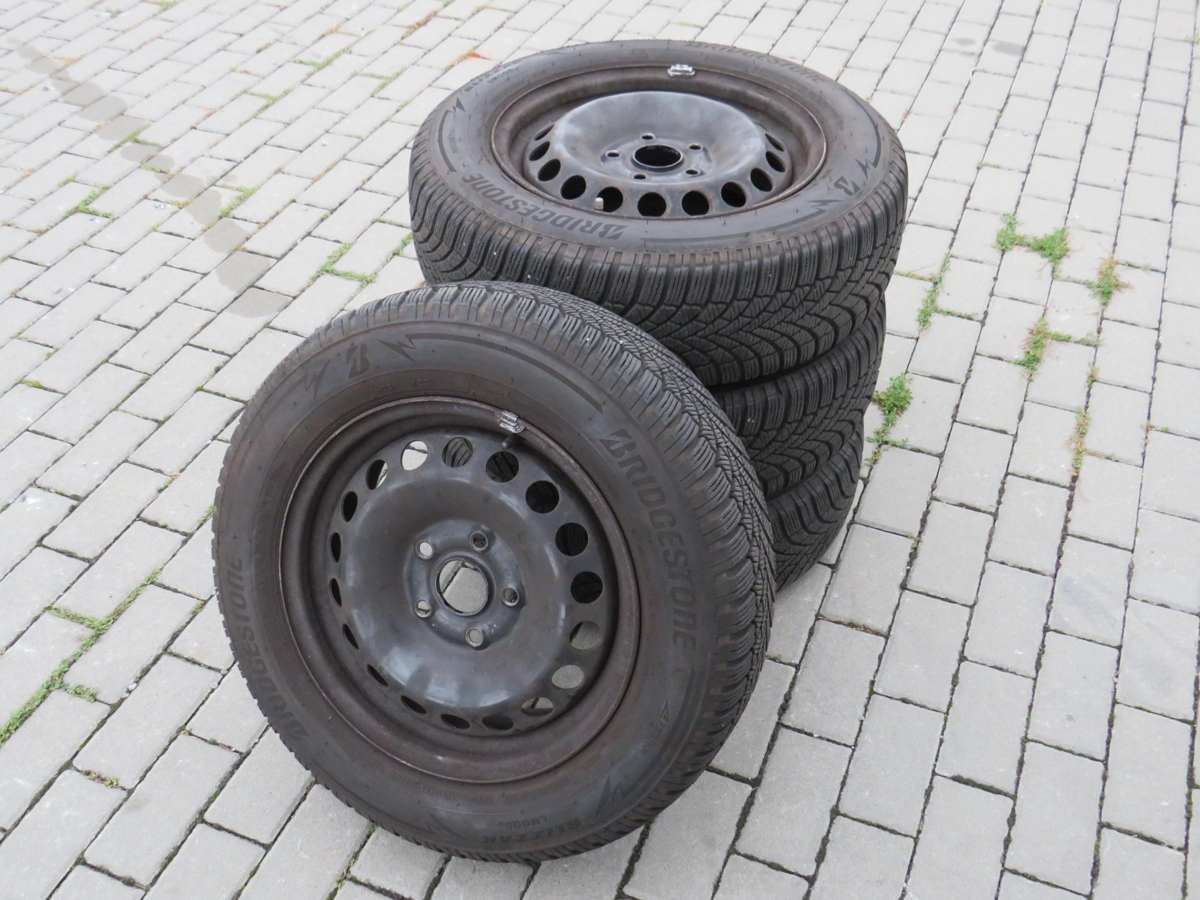 Volkswagen Touran, 2014 - pohled č. 20