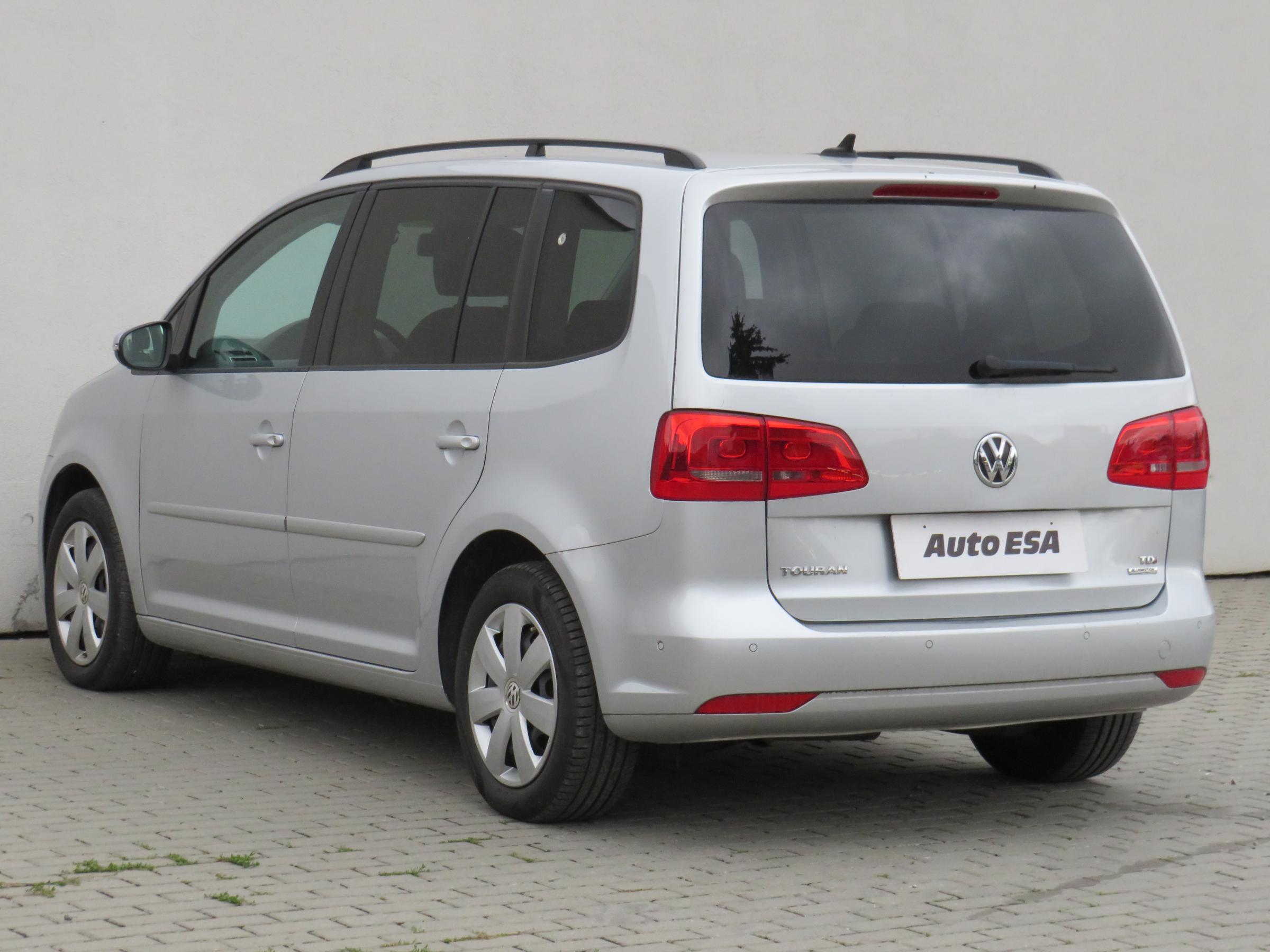 Volkswagen Touran, 2014 - pohled č. 6