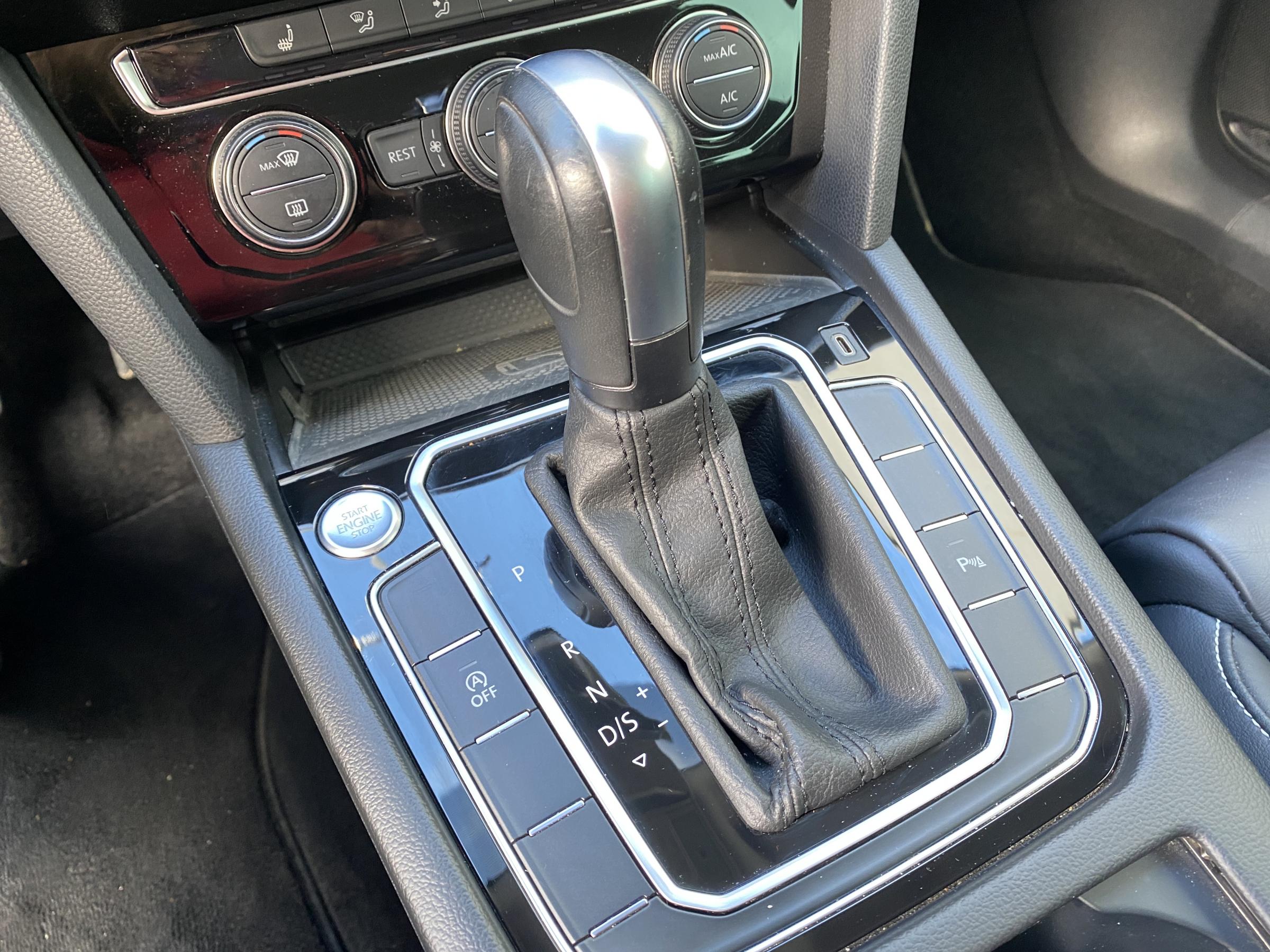 Volkswagen Passat, 2020 - pohled č. 17