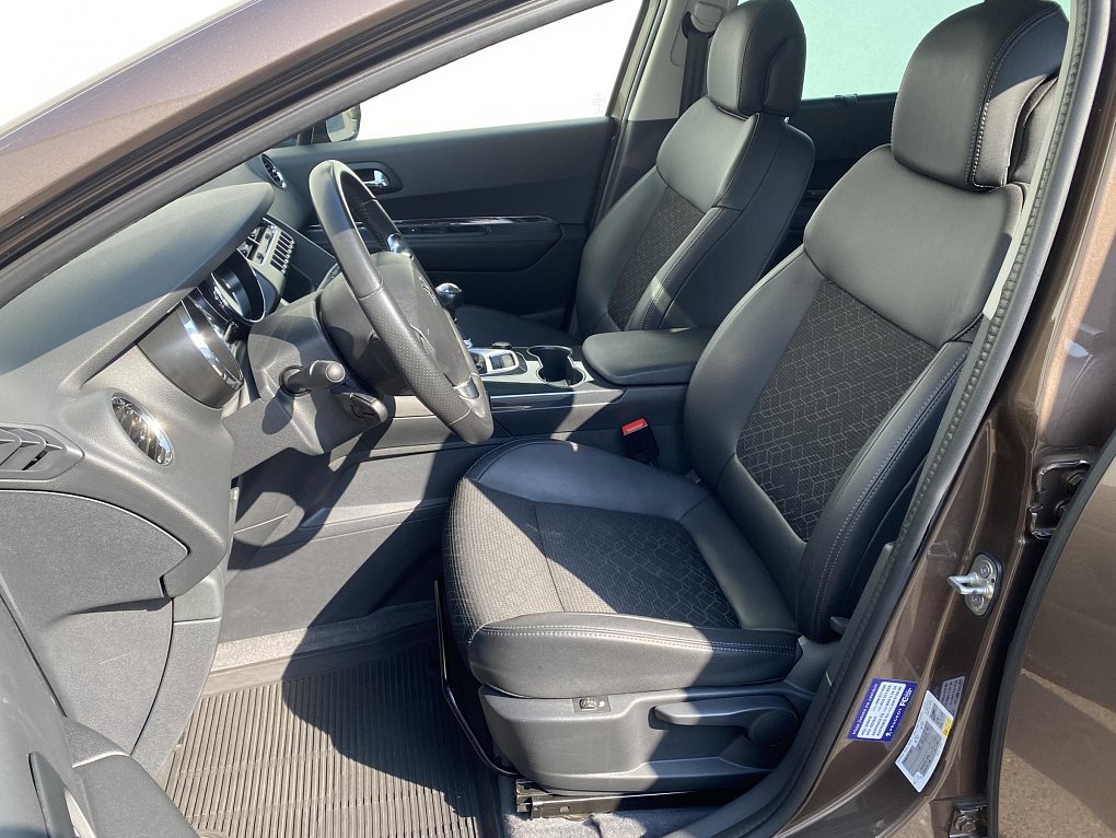 Peugeot 3008 1.6 HDi Allure