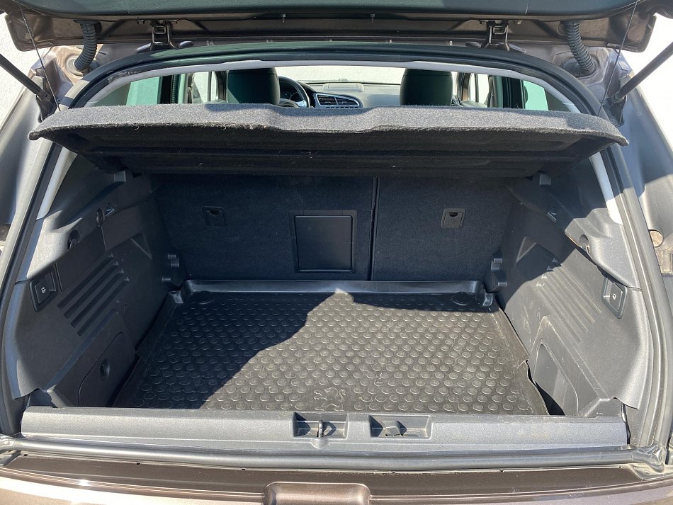 Peugeot 3008 1.6 HDi Allure