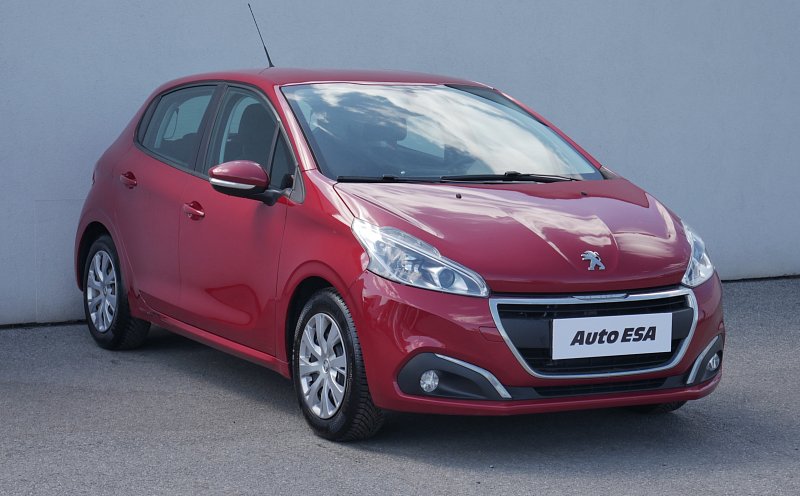 Peugeot 208 1.2 PT 