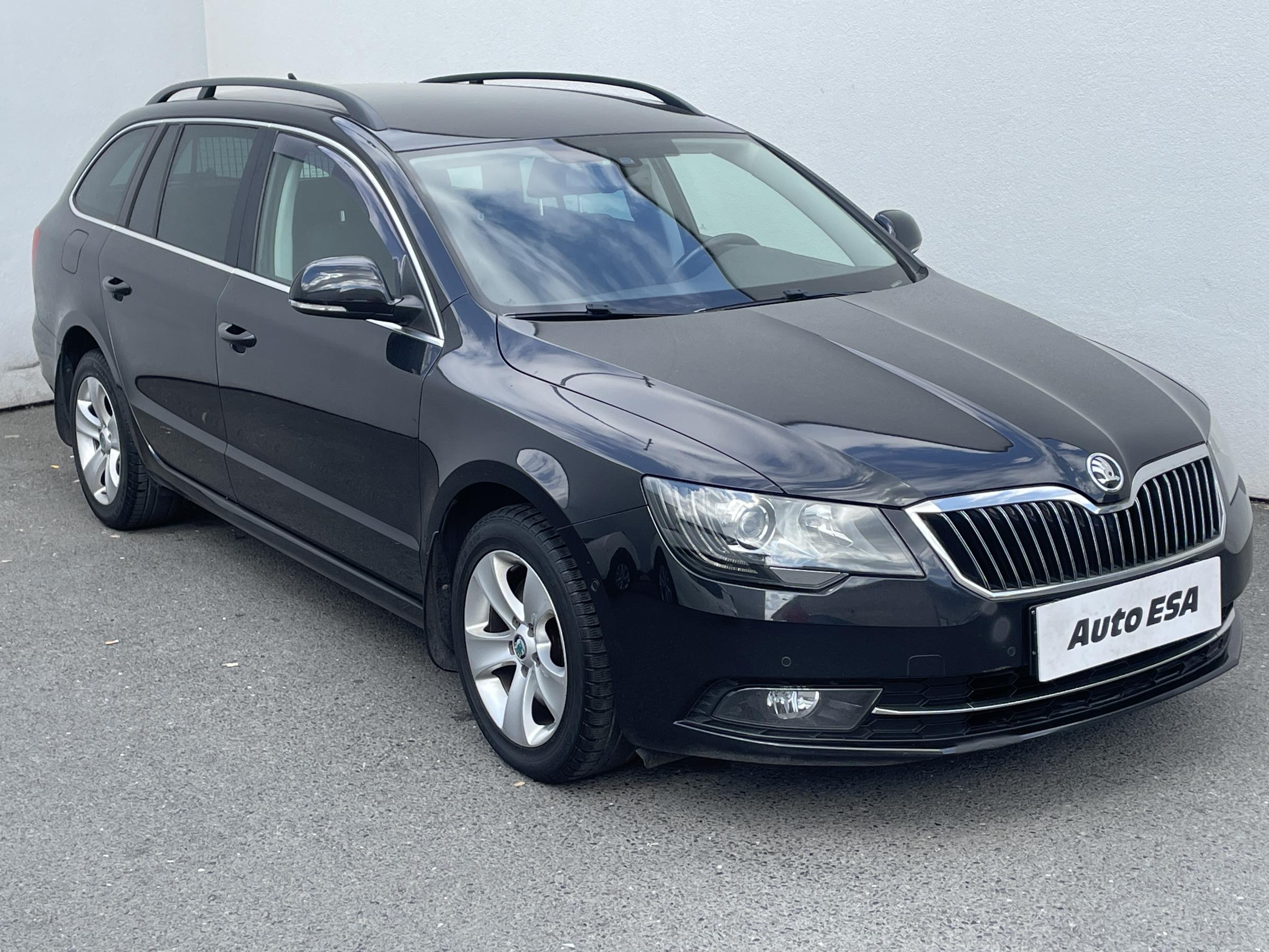 Škoda Superb II, 2014