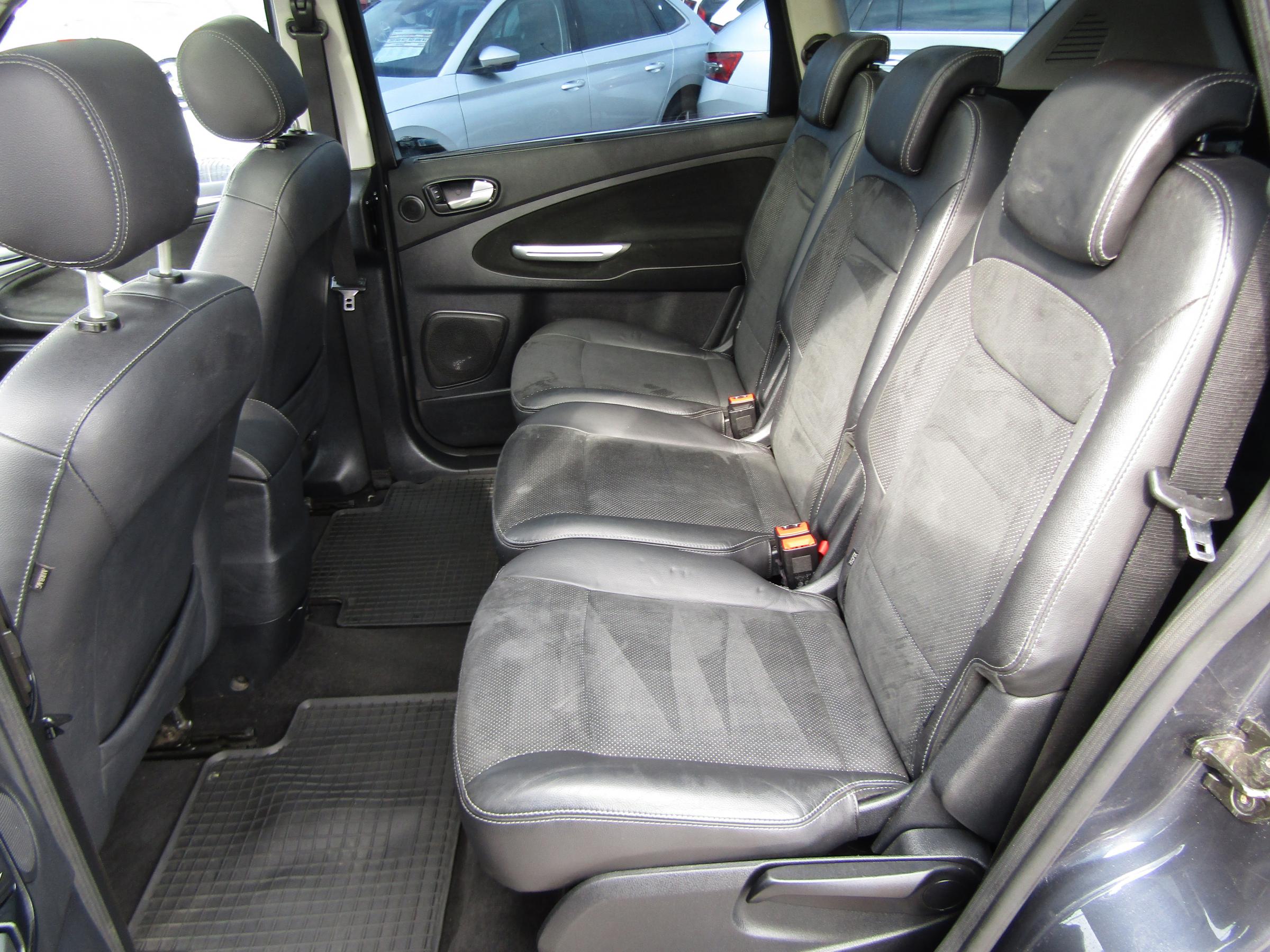 Ford S-MAX, 2008 - pohled č. 10