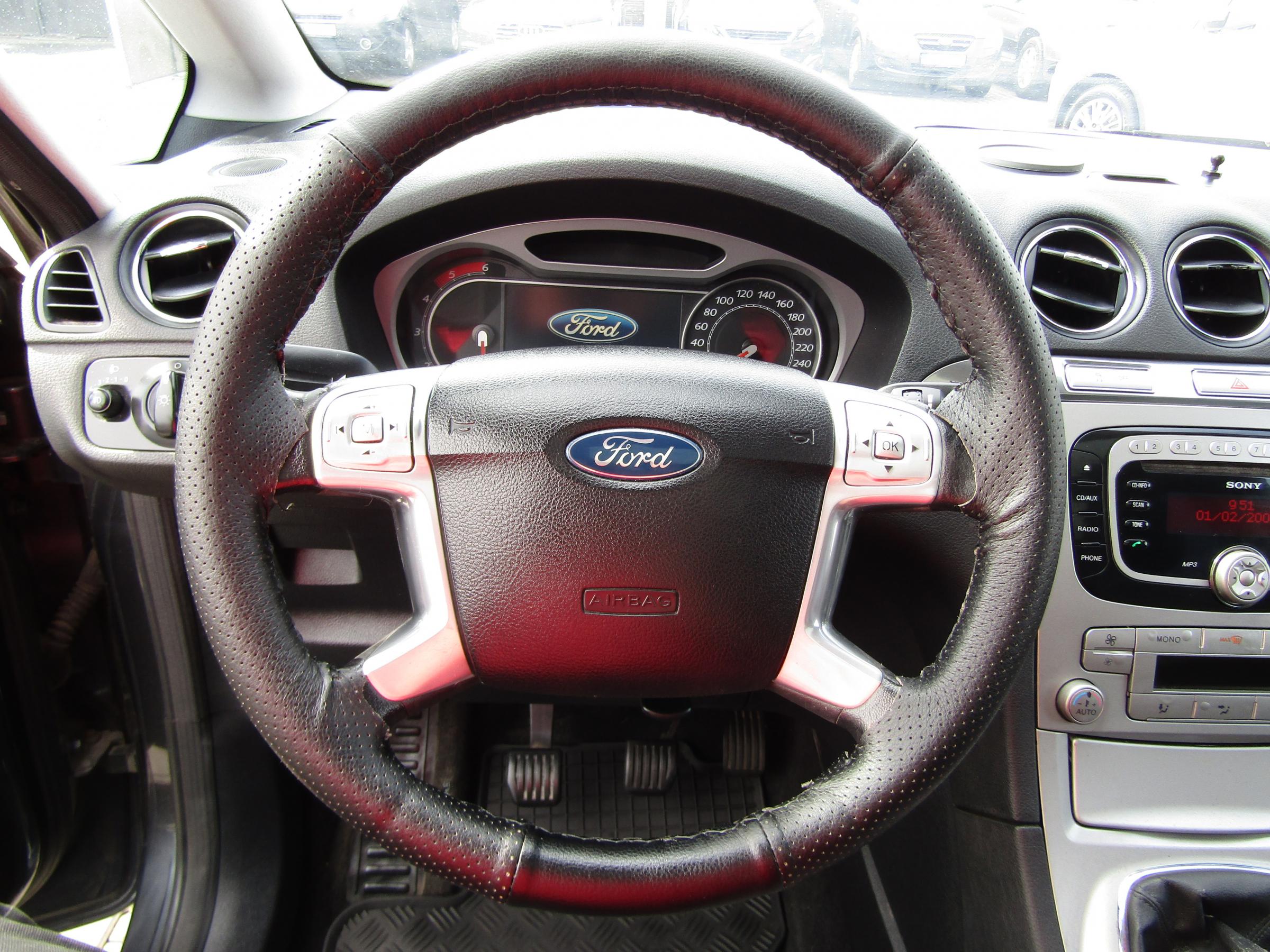 Ford S-MAX, 2008 - pohled č. 15