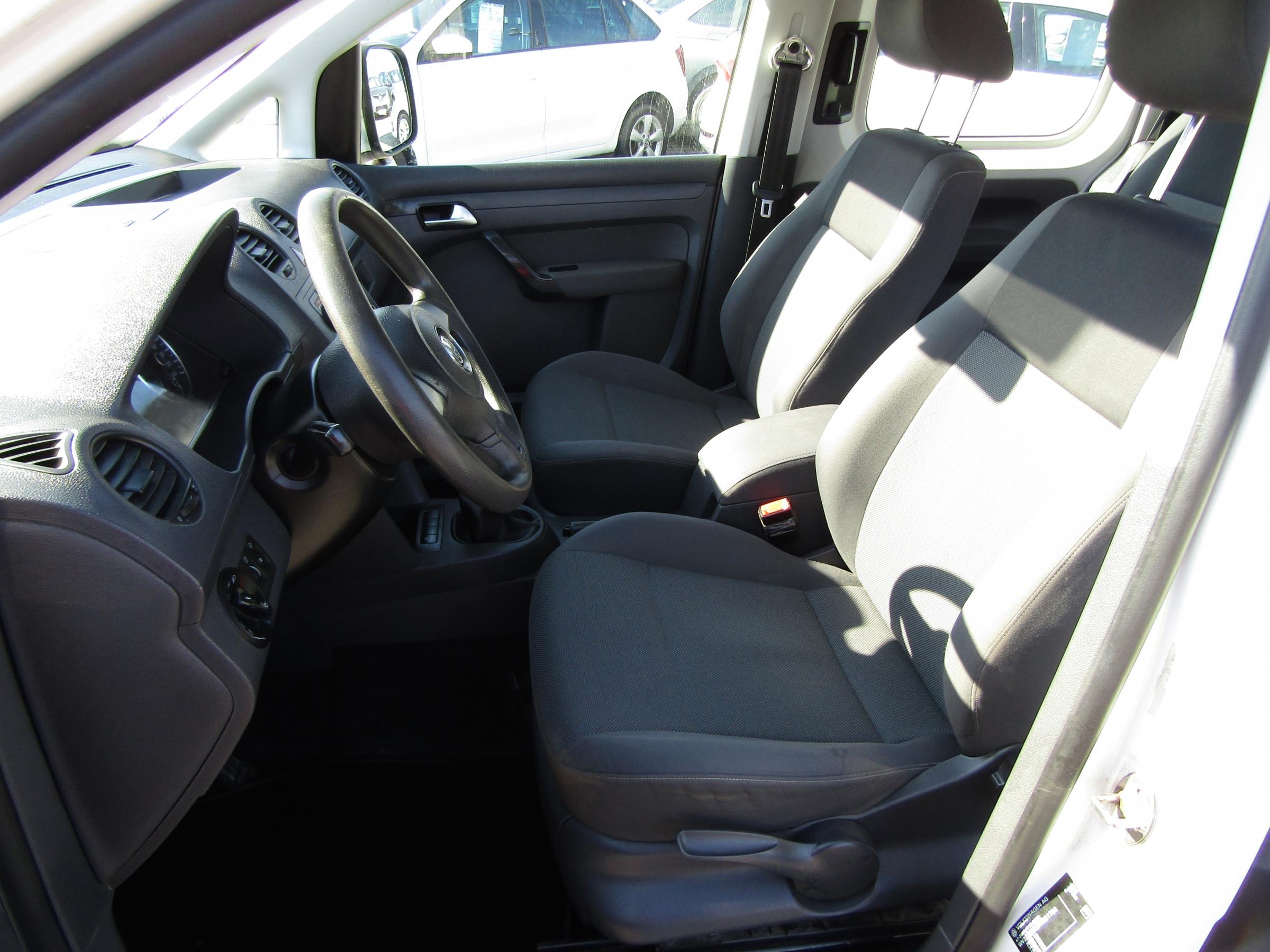 Volkswagen Caddy, 2014 - pohled č. 9