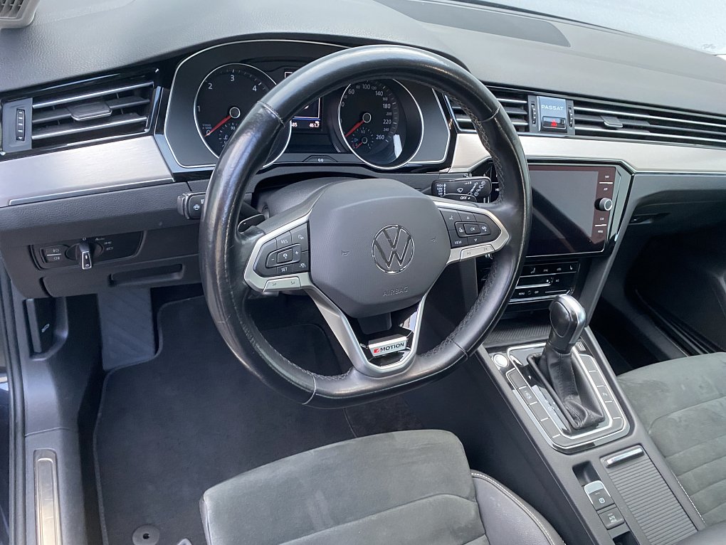 Volkswagen Passat 2.0TDi Elegance 4x4