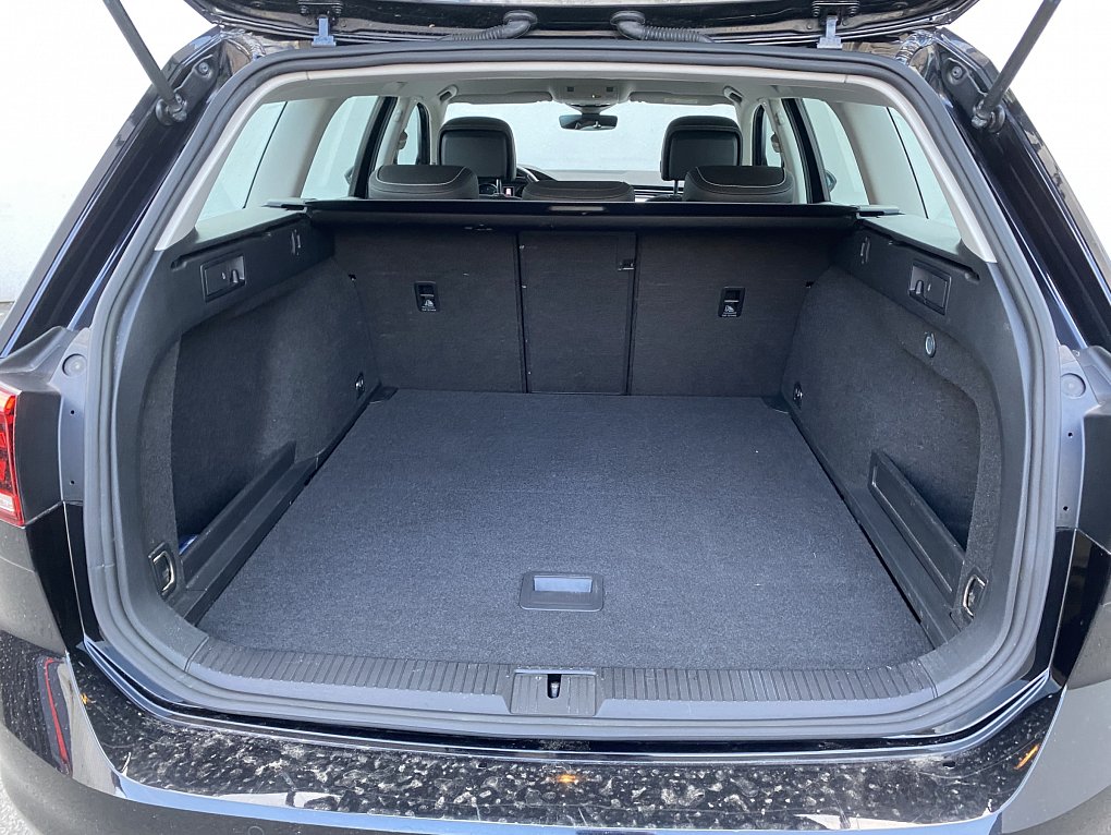 Volkswagen Passat 2.0TDi Elegance 4x4