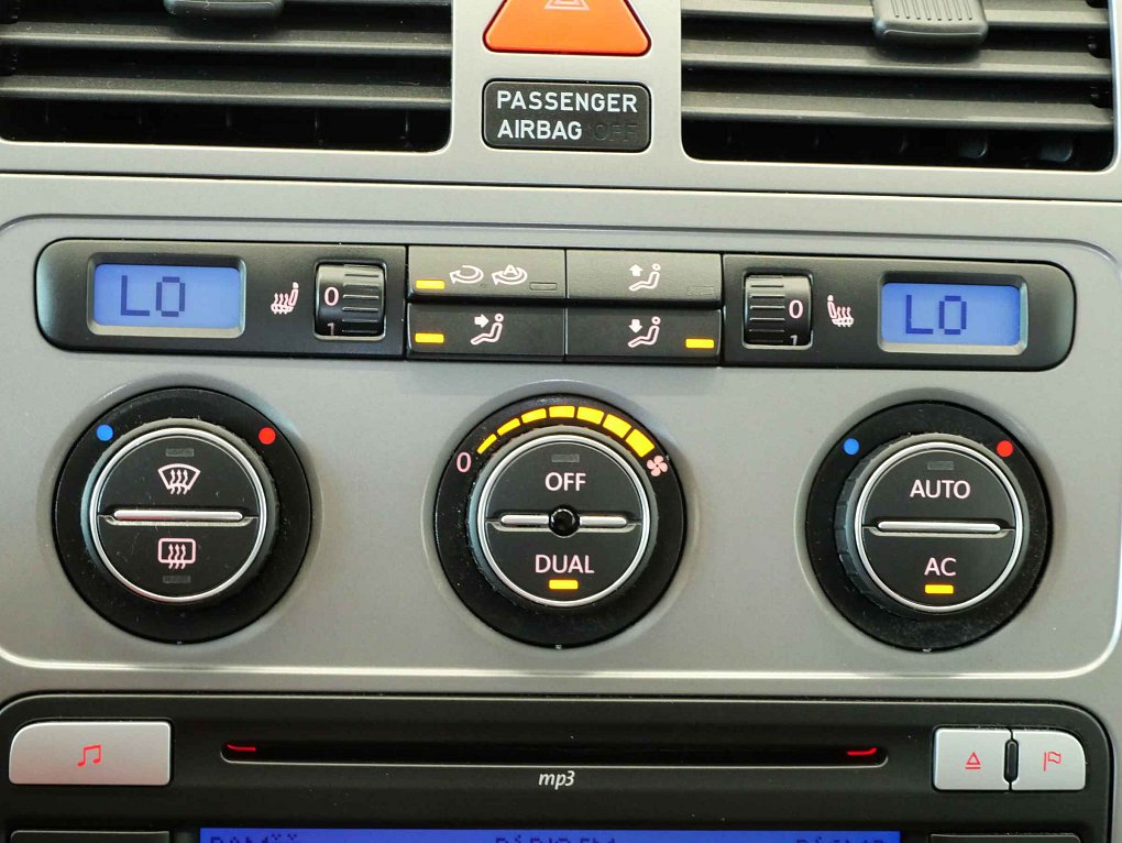 Volkswagen Touran 1.6i 