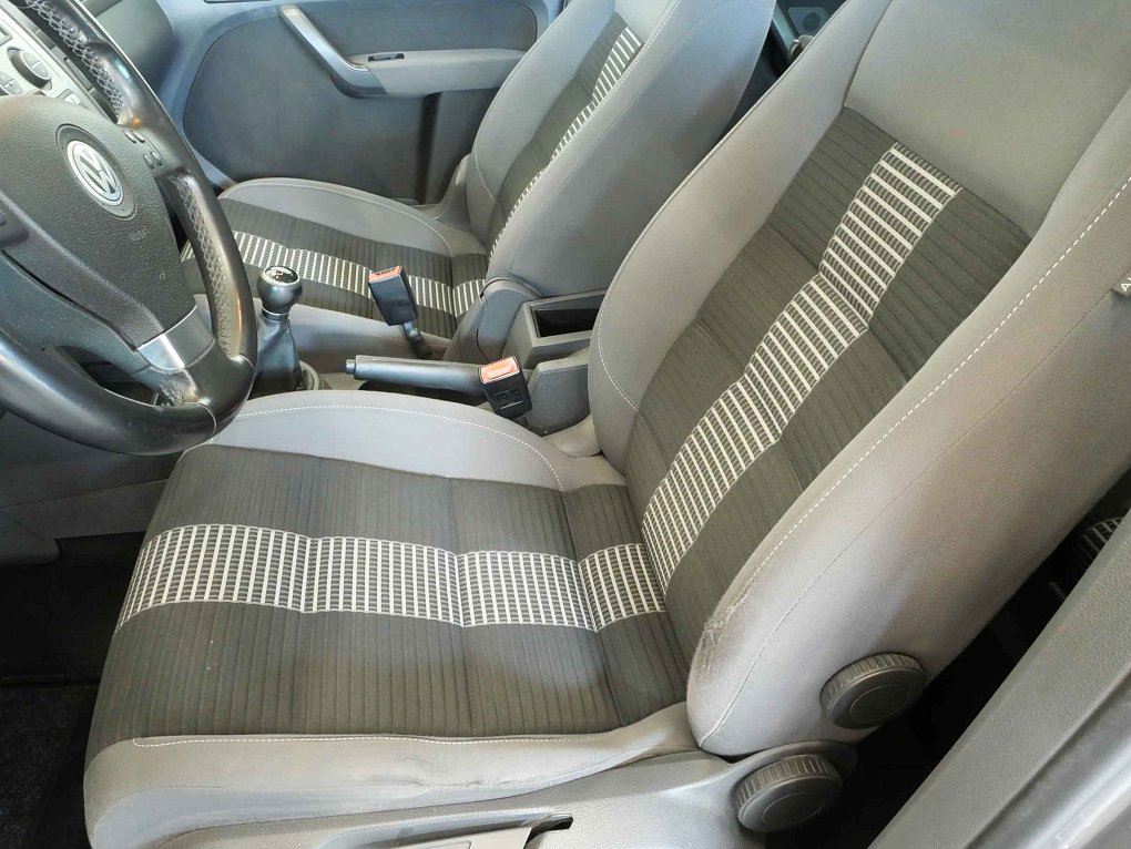 Volkswagen Touran 1.6i 