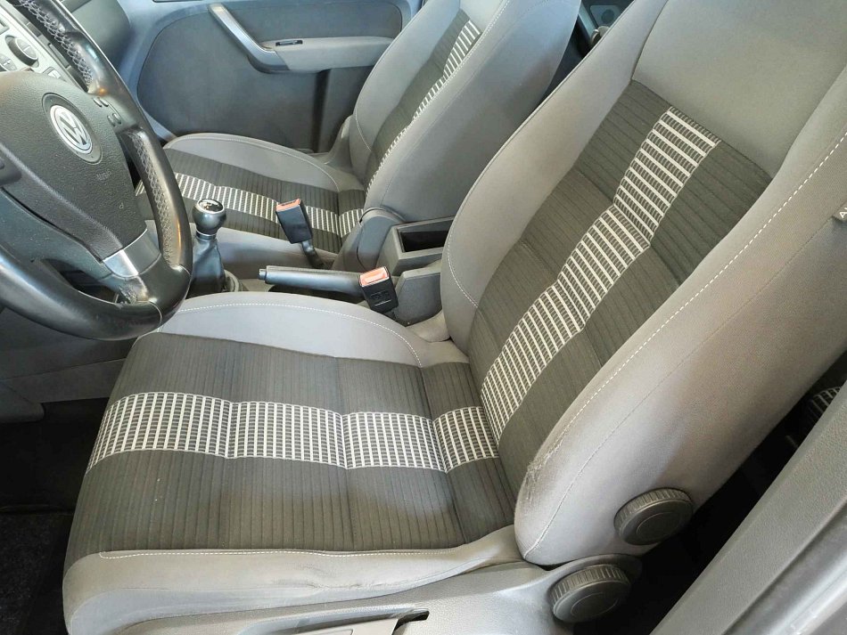 Volkswagen Touran 1.6i 