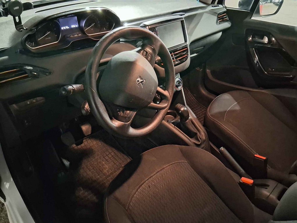 Peugeot 206 1.6 BlueHDi 