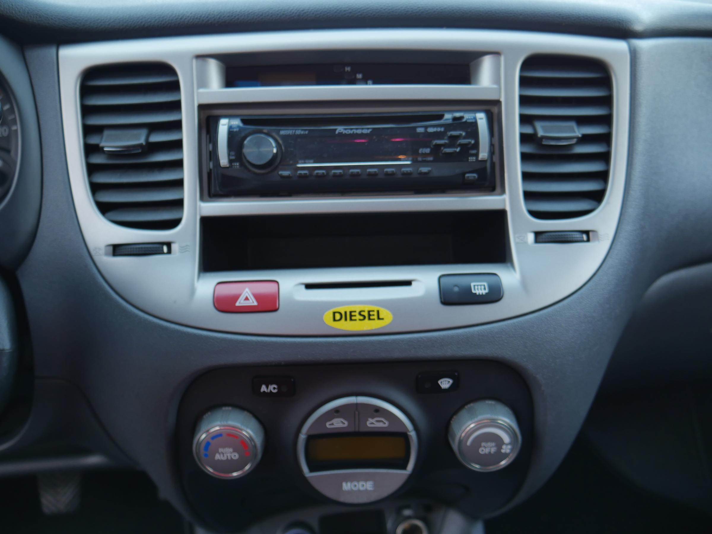 Kia Rio, 2007 - pohled č. 11