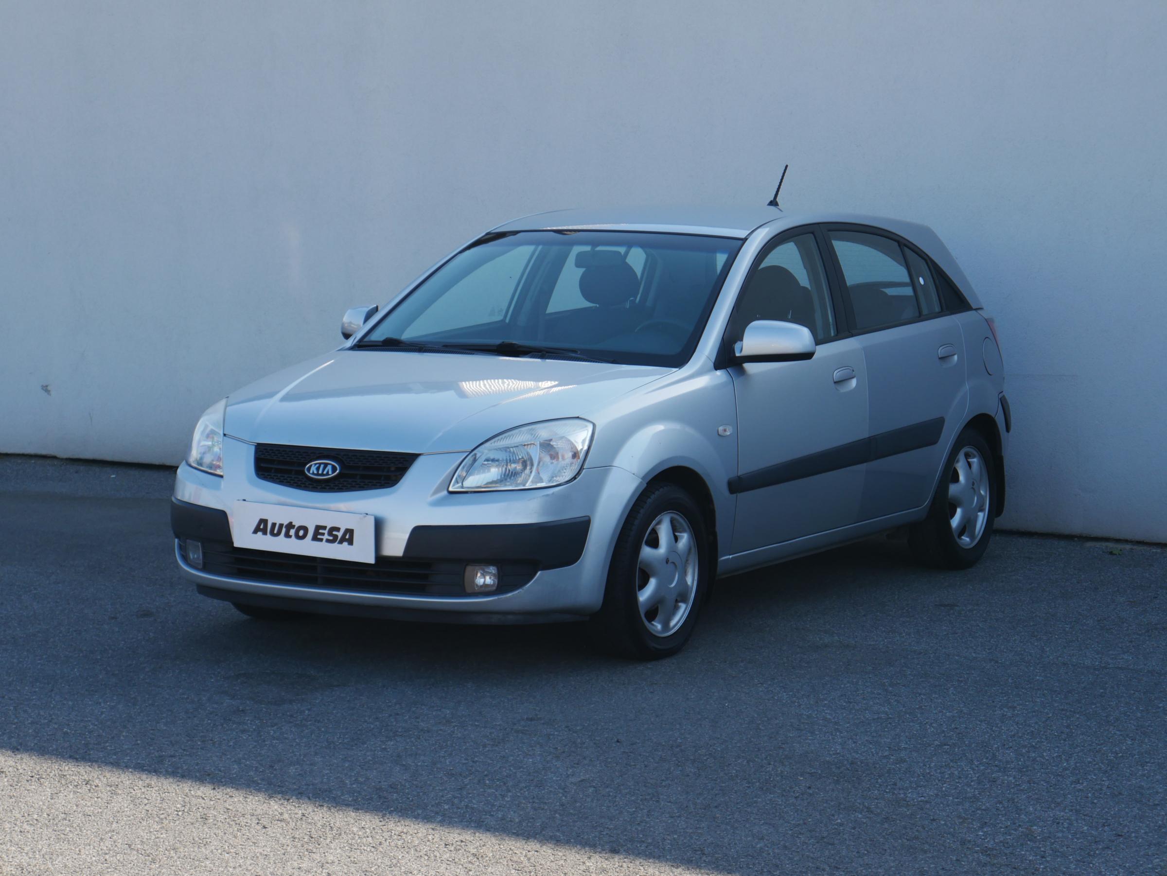 Kia Rio, 2007 - pohled č. 3