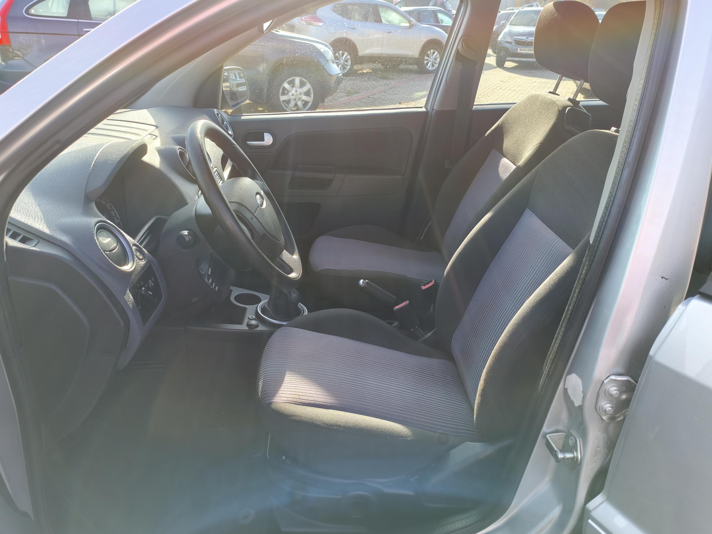 Ford Fusion, 2010 - pohled č. 9