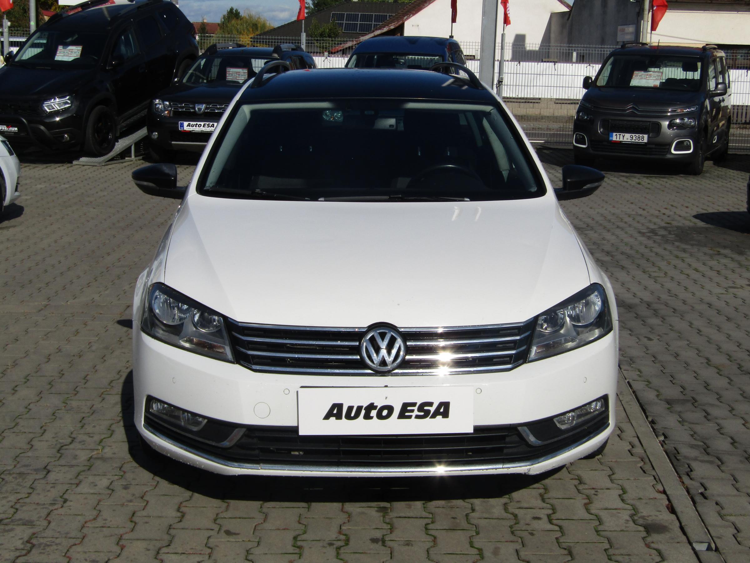 Volkswagen Passat, 2012 - pohled č. 2