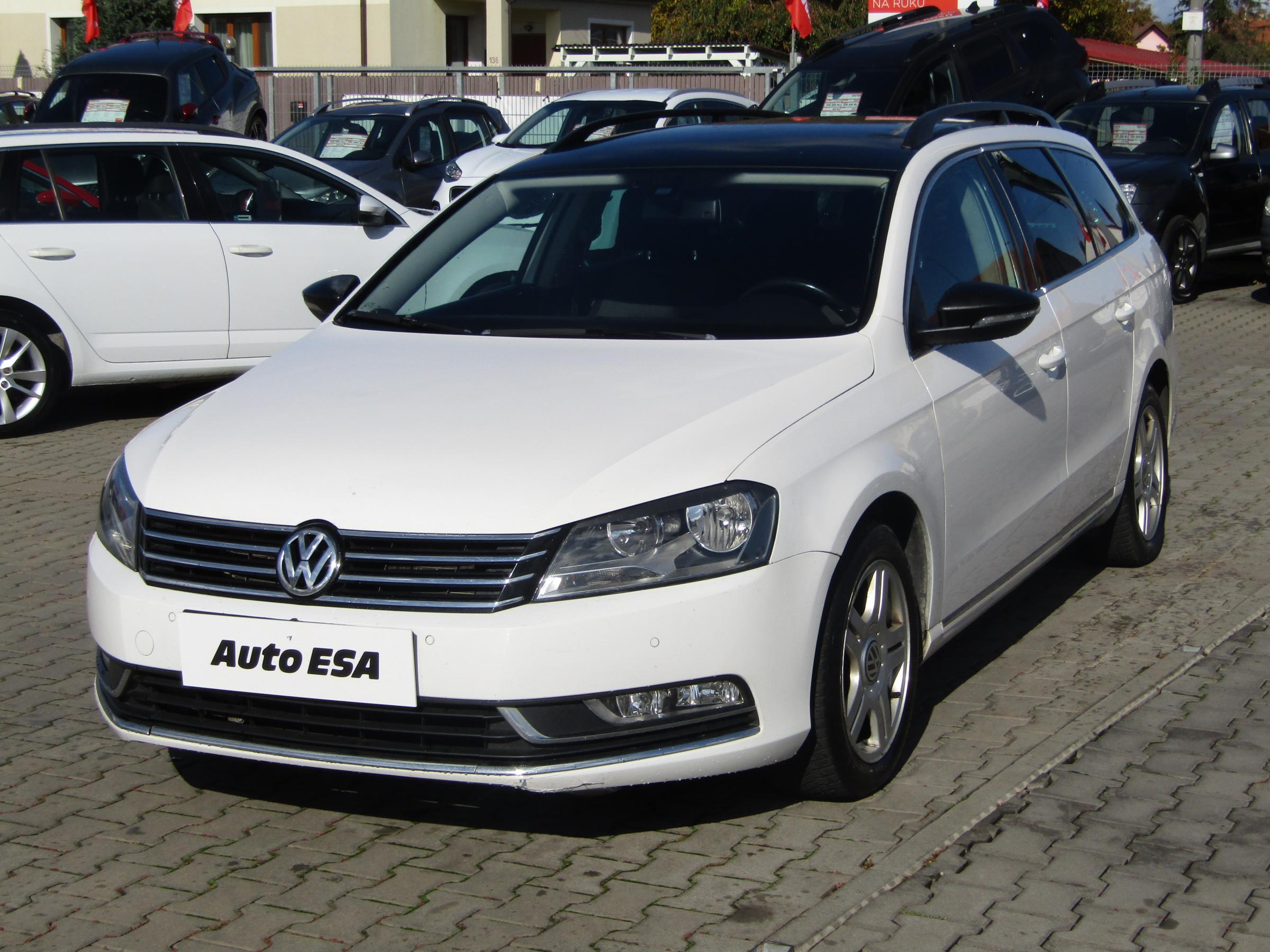 Volkswagen Passat, 2012 - pohled č. 3