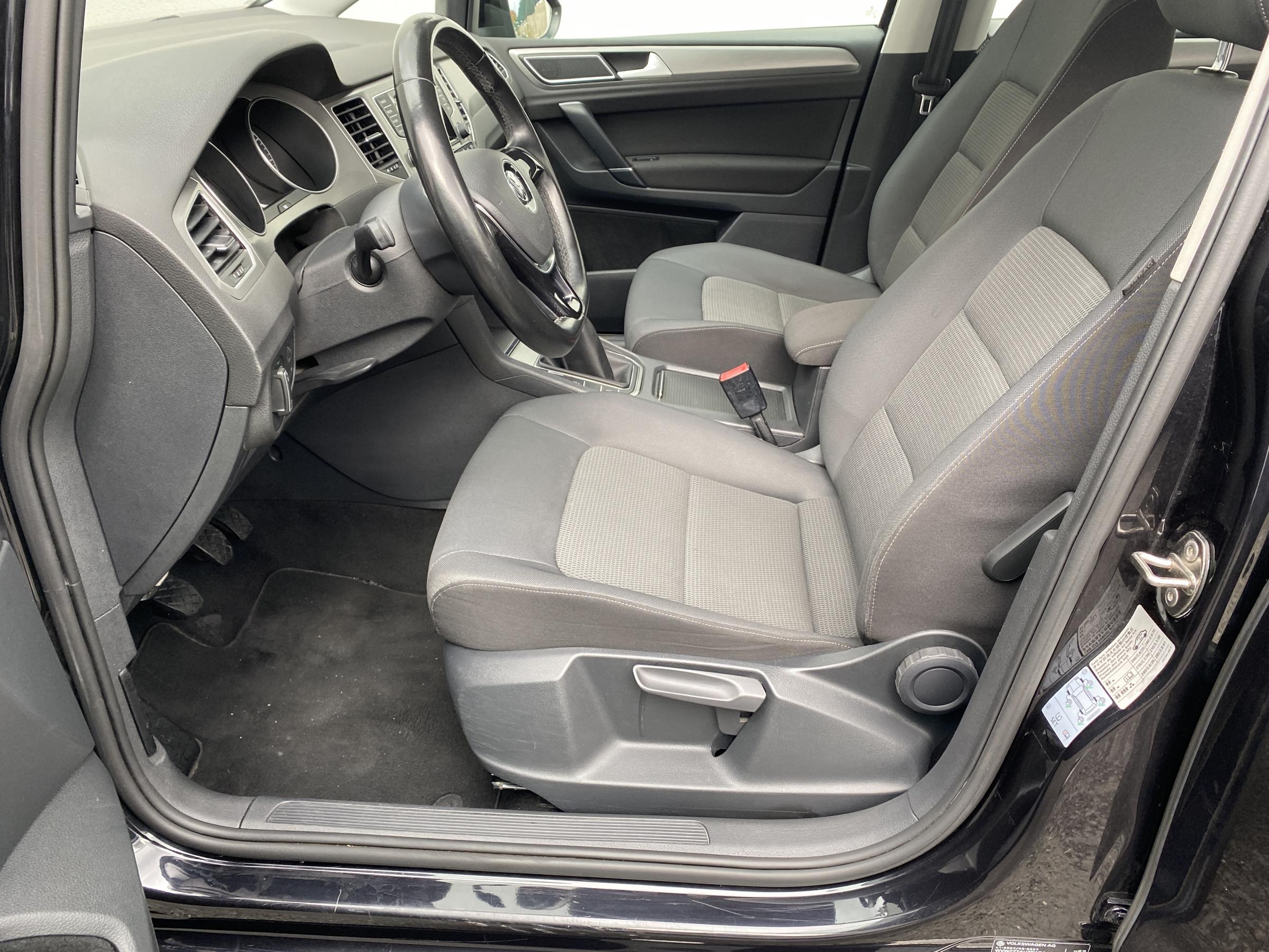 Volkswagen Sportsvan, 2014 - pohled č. 9