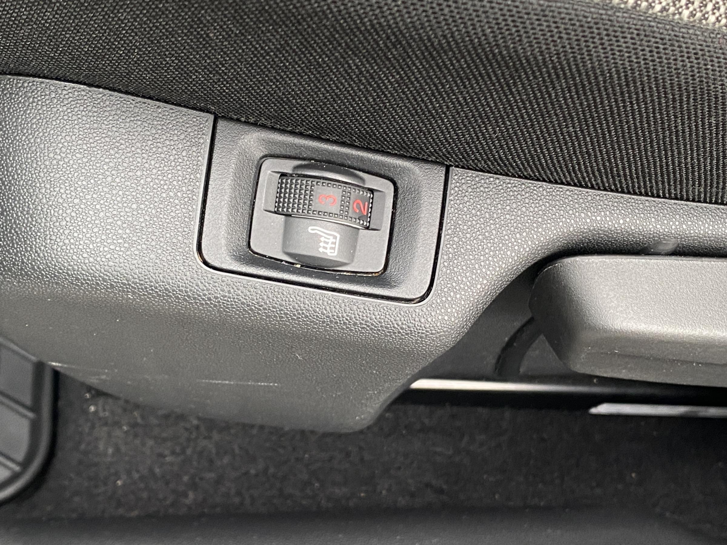 Citroën C3, 2018 - pohled č. 12