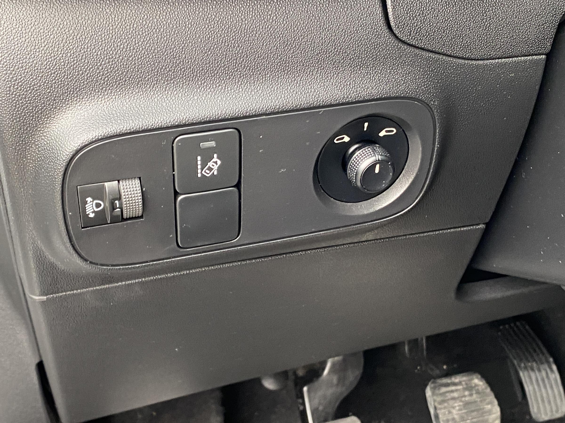 Citroën C3, 2018 - pohled č. 14