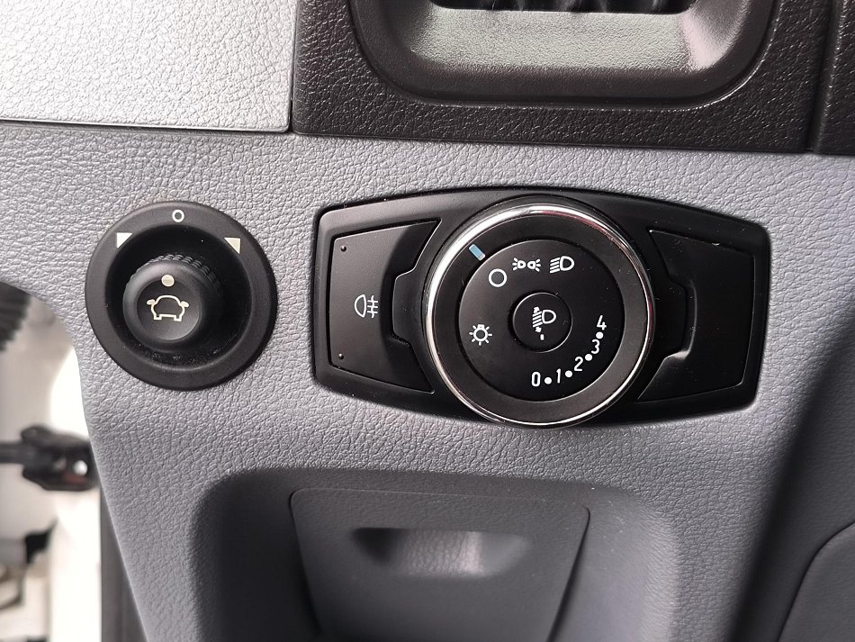 Ford Transit 2.0TDCi  VALNÍK