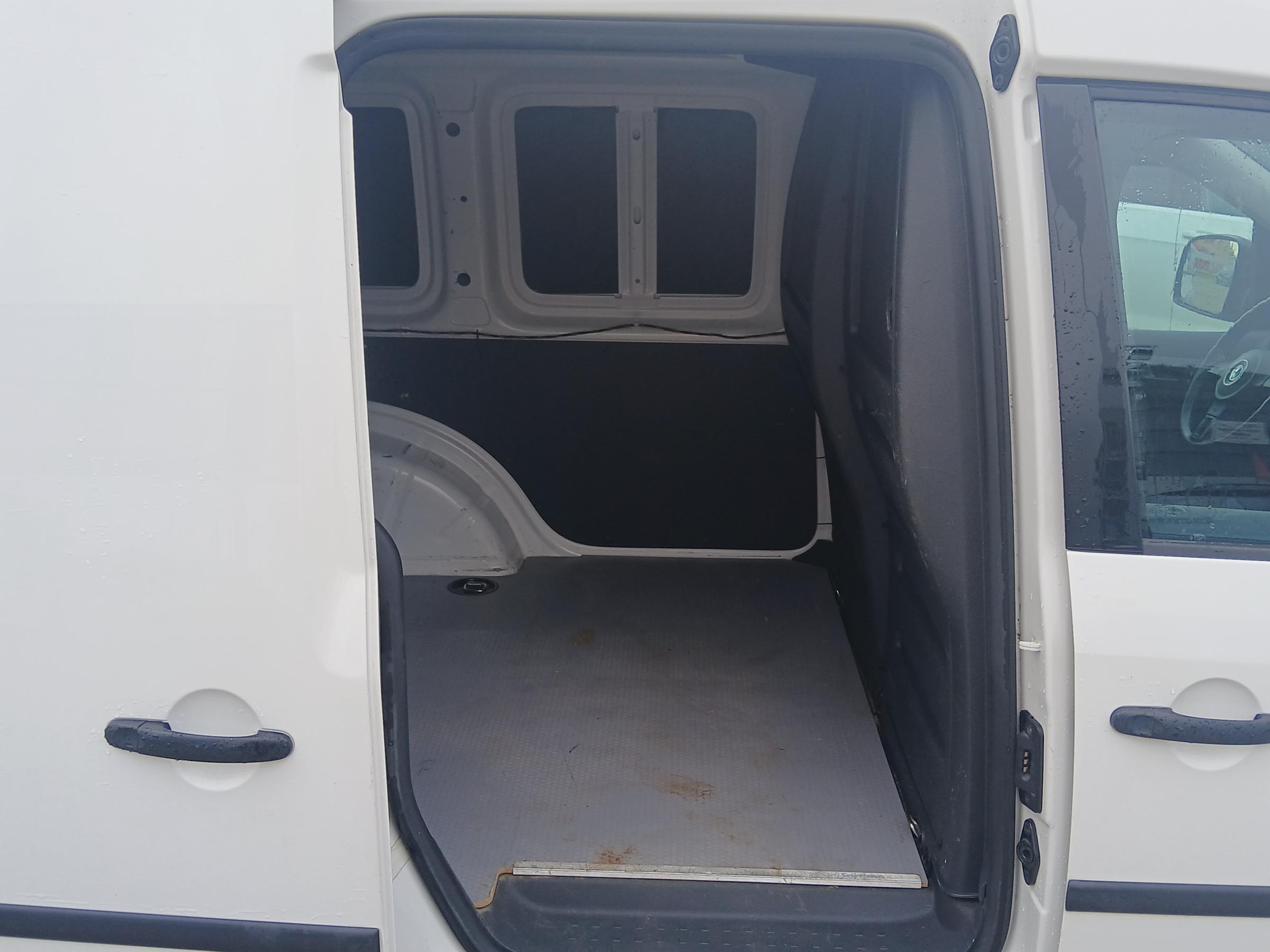 Volkswagen Caddy, 2013 - pohled č. 8