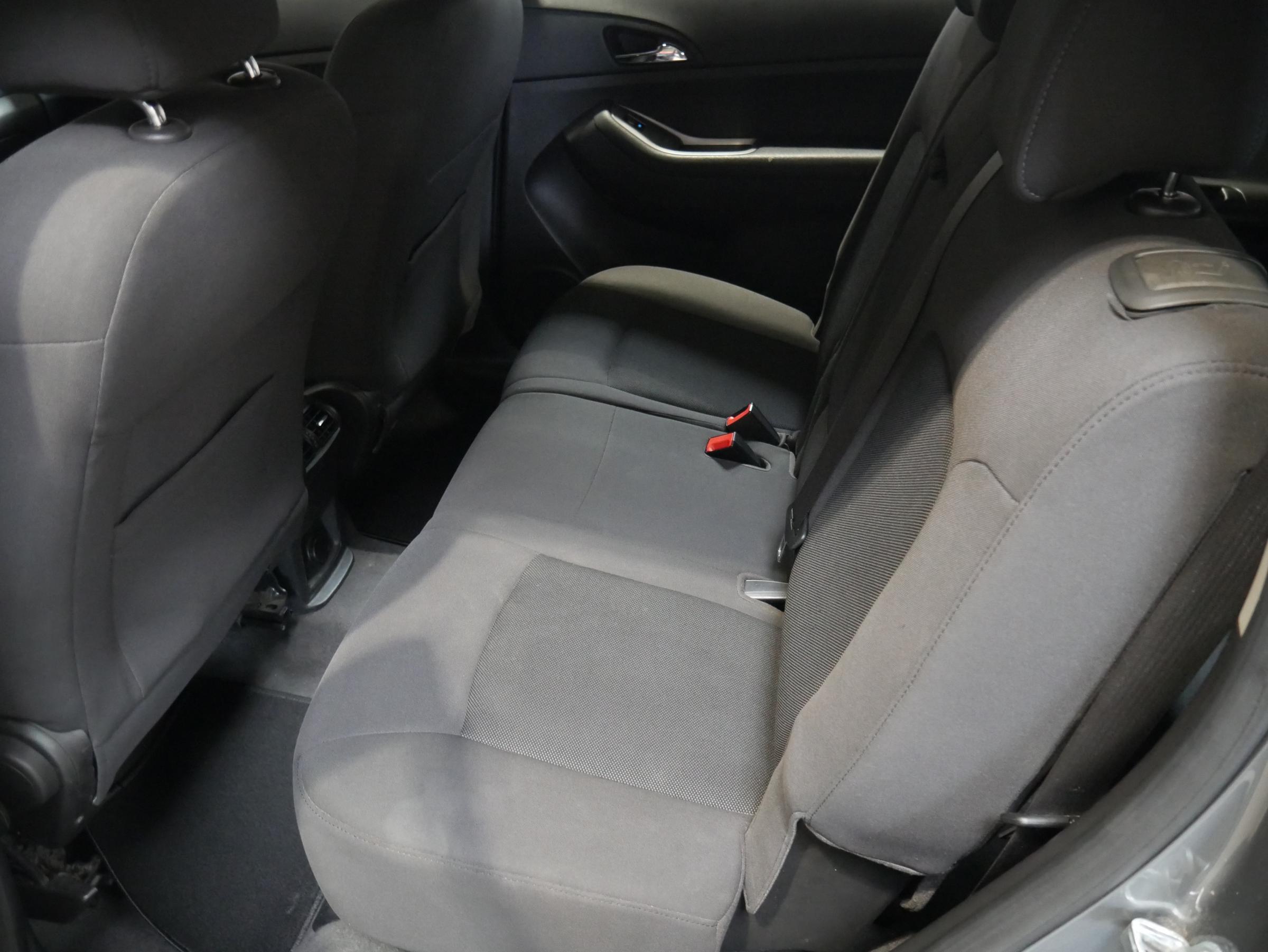 Chevrolet Orlando, 2011 - pohled č. 10