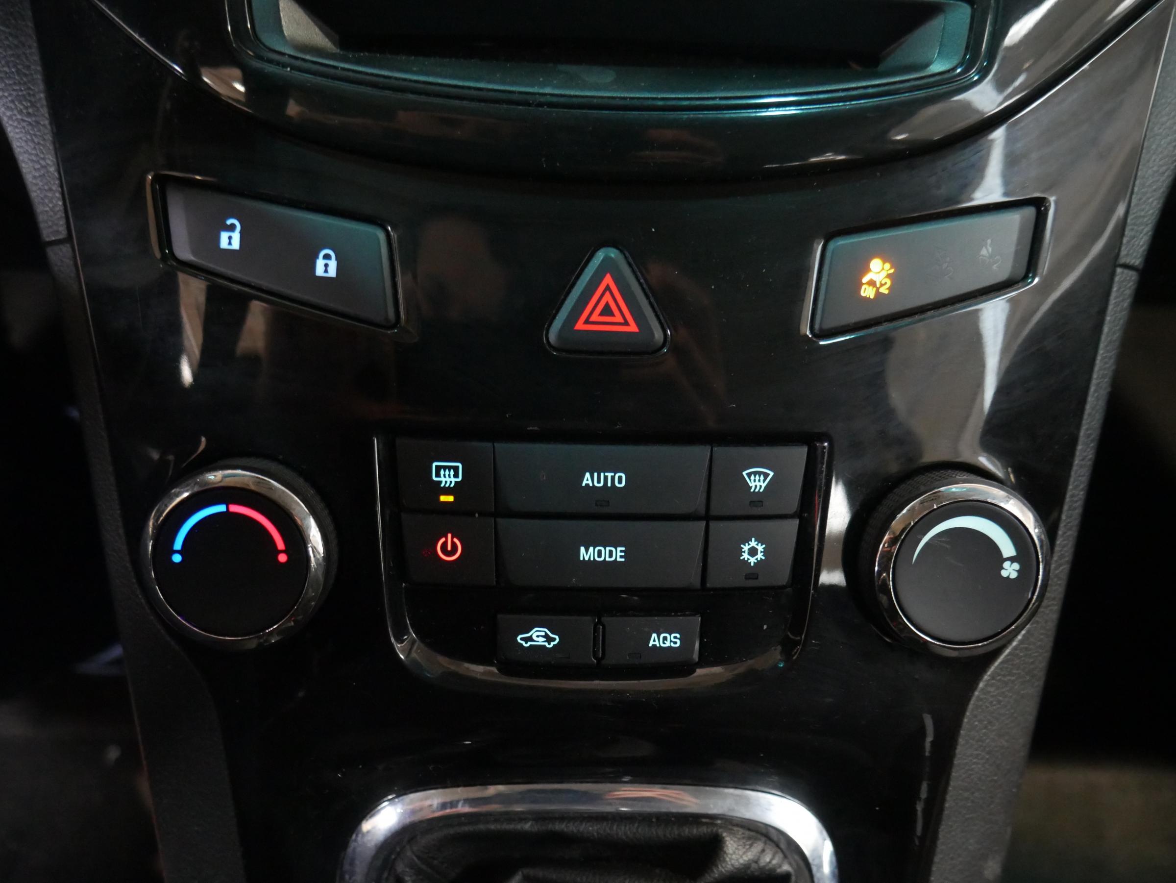 Chevrolet Orlando, 2011 - pohled č. 15