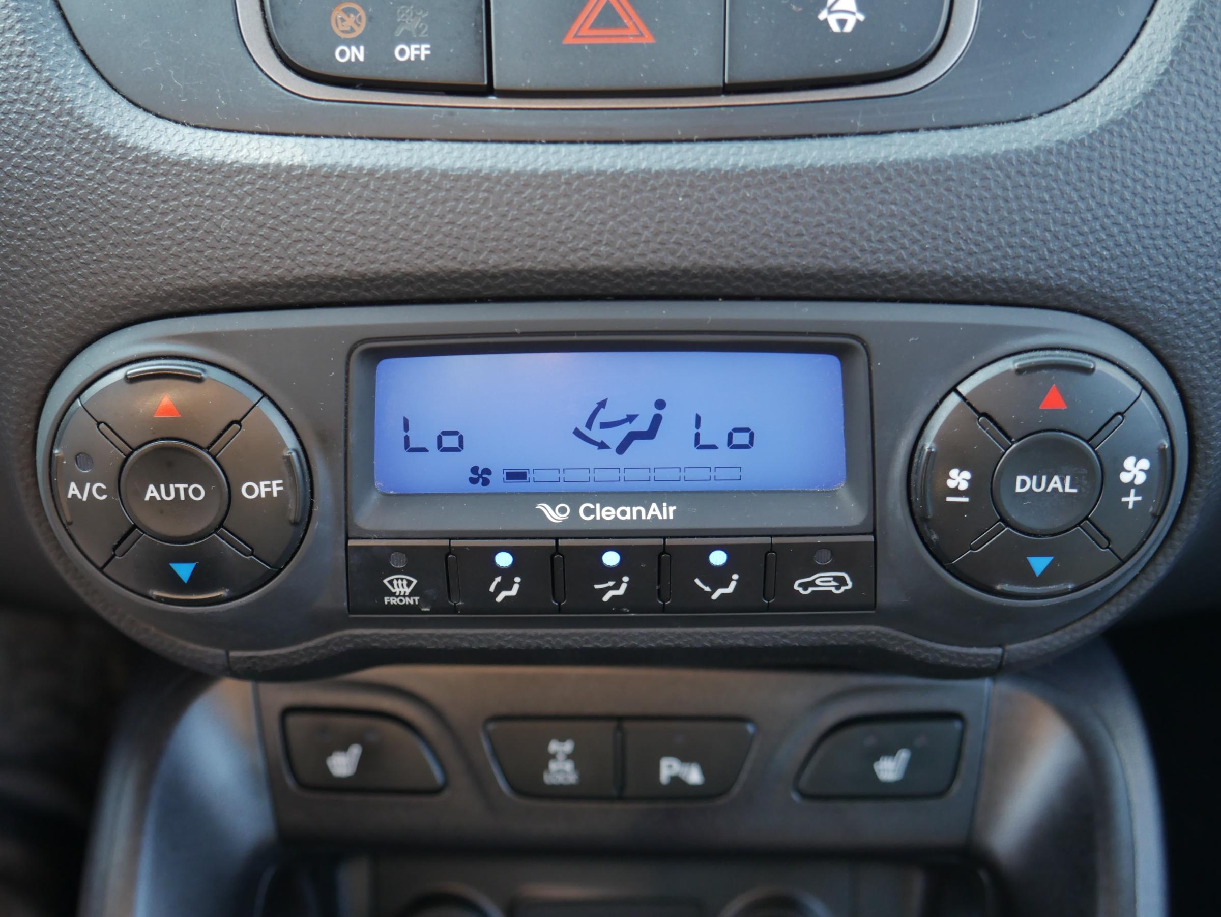 Hyundai ix35, 2014 - pohled č. 17