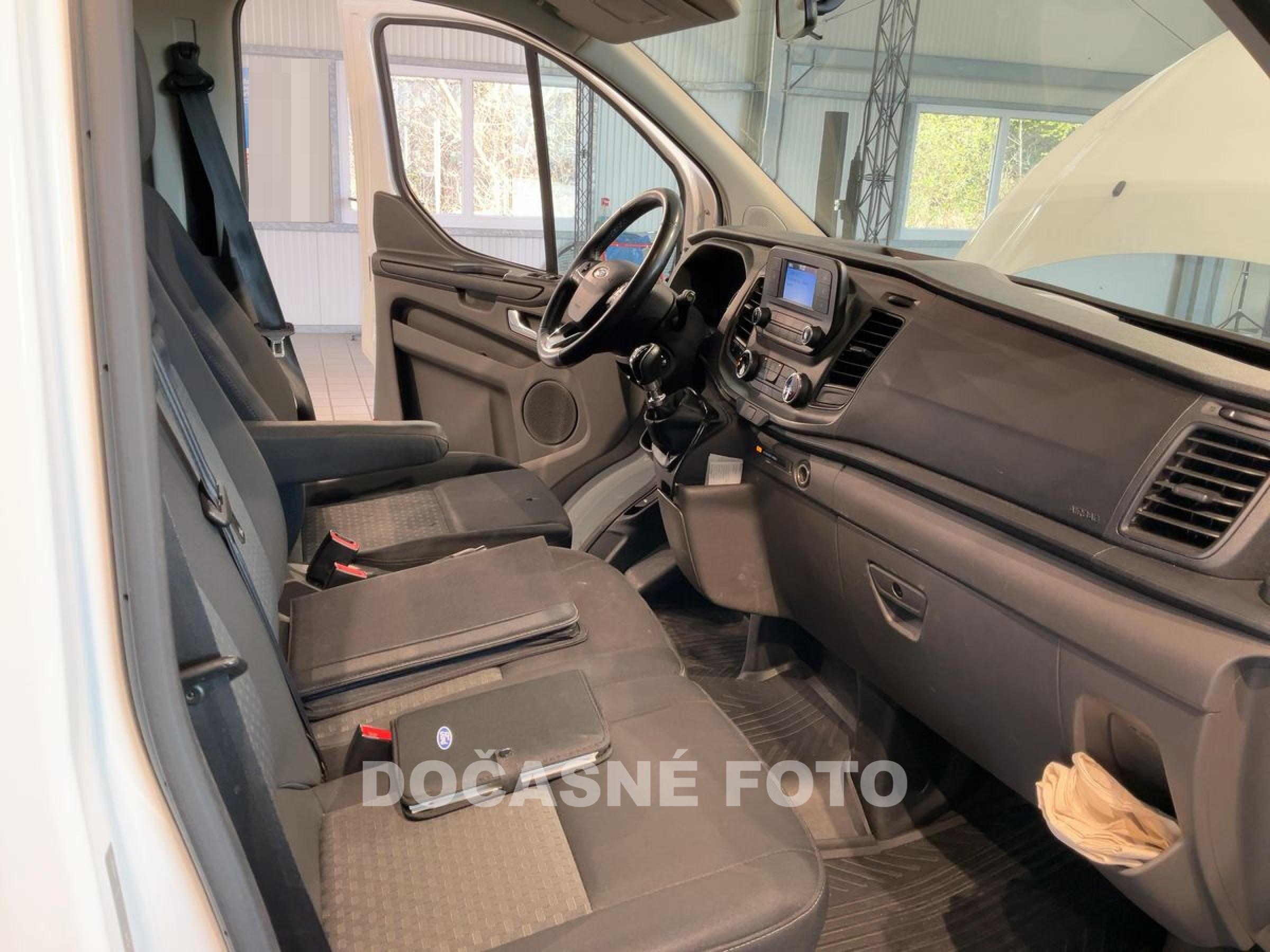 Ford Transit Custom, 2018 - pohled č. 7
